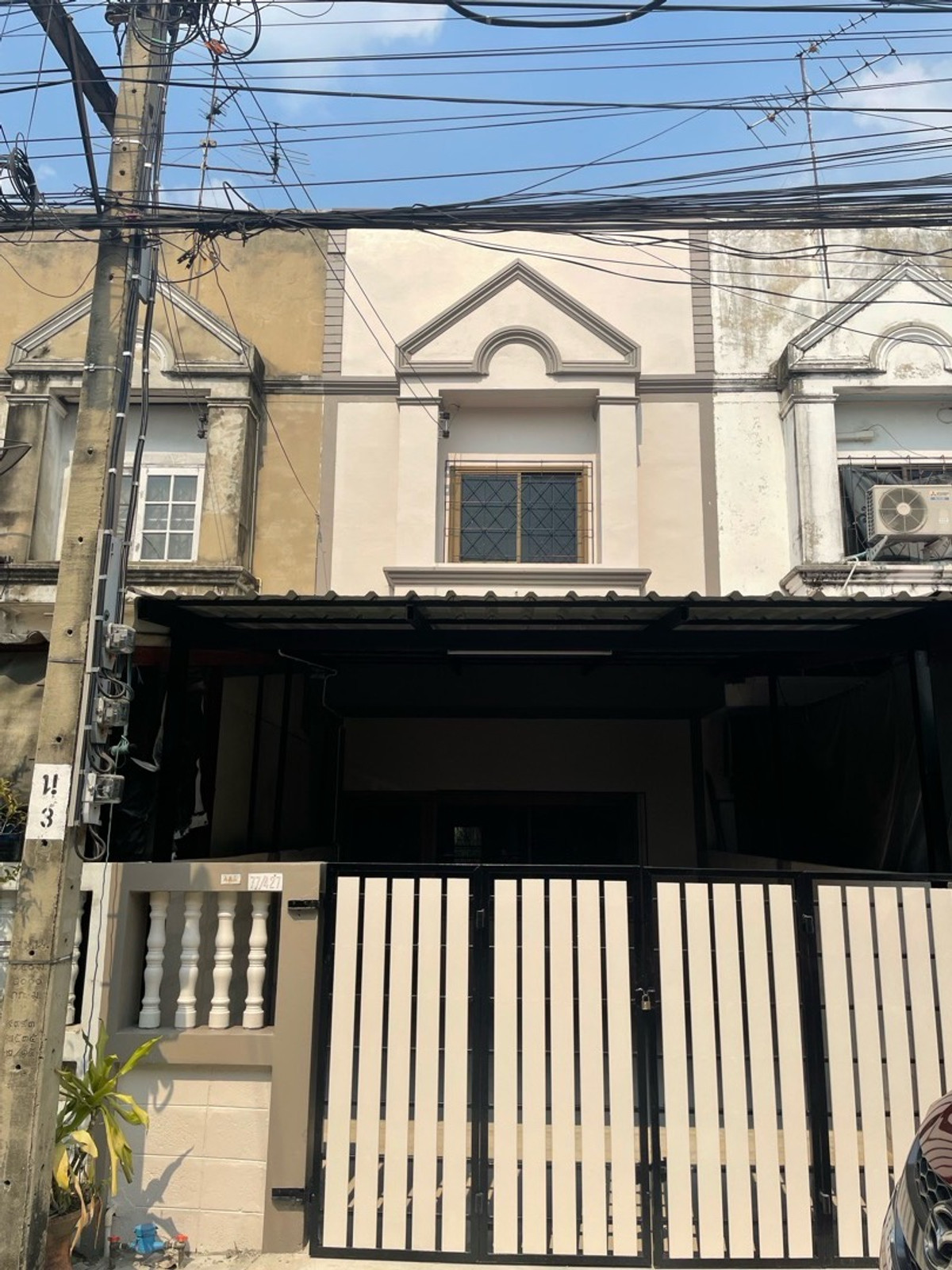 ให้เช่าทาวน์โฮมแจ้งวัฒนะ เมืองทอง : ให้เช่าทาวเฮาส์ 2 ชั้น หมู่บ้านดวงแก้ว ใกล้ รร พระหฤทัยนนทบุรี ราคา 7,000 บาท/เดือน ปรัปปรุงใหม่ทั้งหลัง