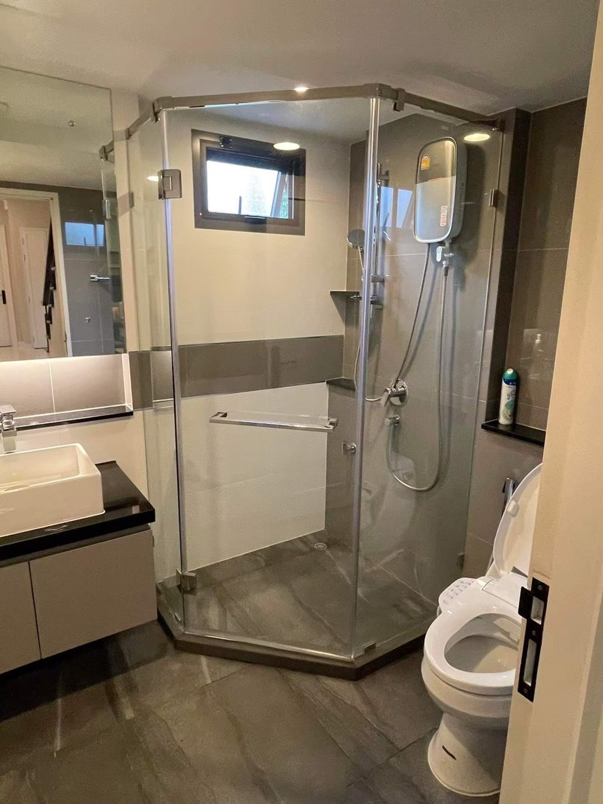 ขายบ้านพัฒนาการ ศรีนครินทร์ : ขายบ้านหรู โครงการ Setthasiri Krungthep Kreetha 2 (เศรษฐสิริ กรุงเทพกรีฑา 2) แปลงมุม ไซส์ใหญ่ ด้านหน้าไม่ติดใคร  บ้านเดี่ยว 2 ชั้น ขนาดที่ดิน 105 ตารางวา พื้นที่ใช้สอย 404 ตารางเมตร