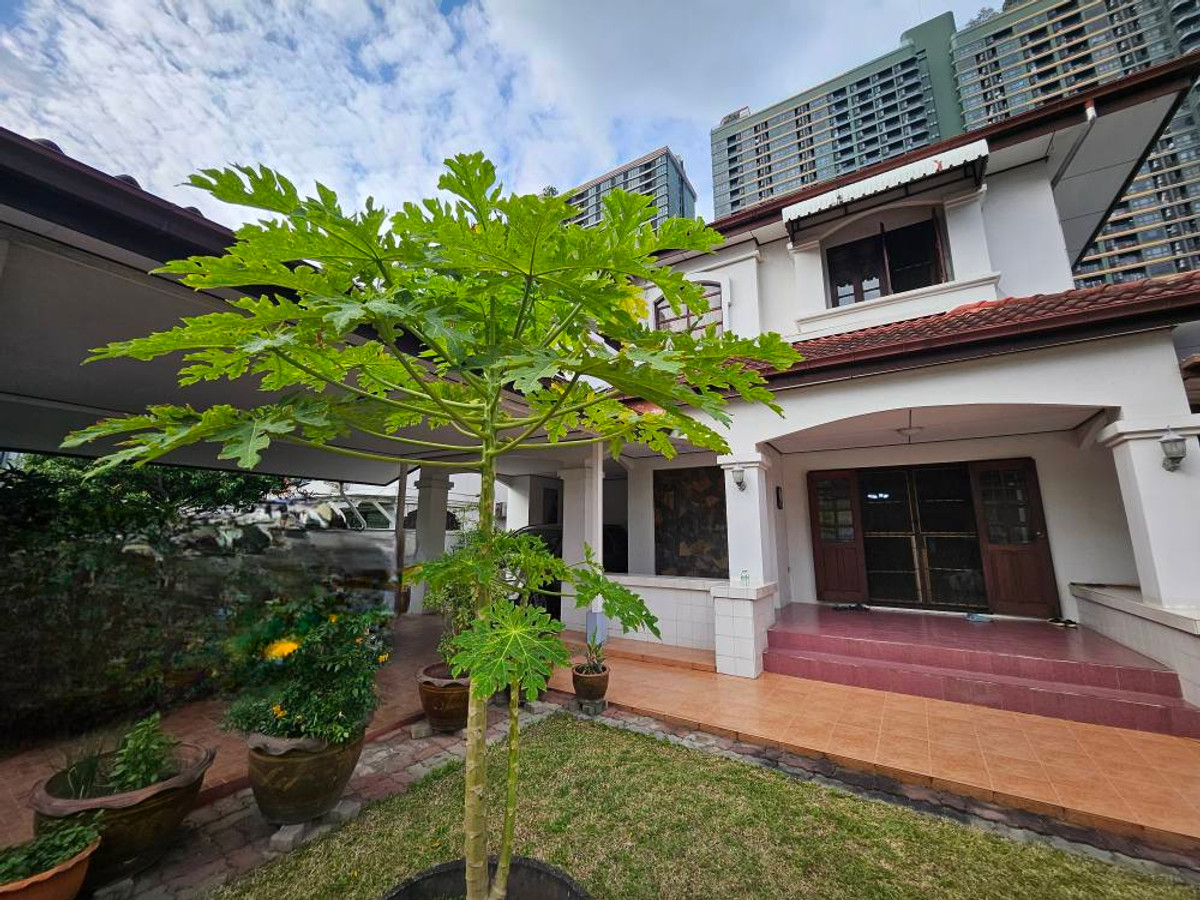 ขายบ้านลาดพร้าว เซ็นทรัลลาดพร้าว : ราคาพิเศษ!! บ้านเดี่ยวทำเลทอง ลาดพร้าว ซ.1 ใกล้ยูเนี่ยนมอลล์ เดินถึงรถไฟฟ้า เข้าออกได้หลายทาง