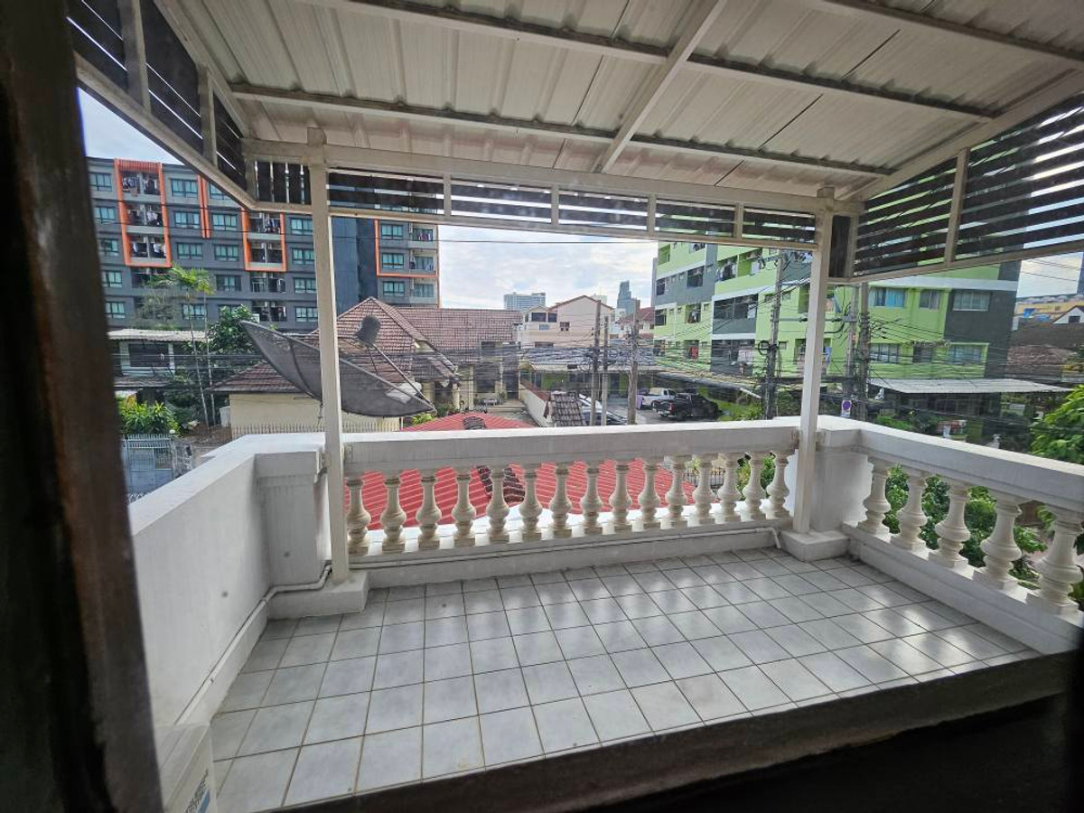 ขายบ้านลาดพร้าว เซ็นทรัลลาดพร้าว : ราคาพิเศษ!! บ้านเดี่ยวทำเลทอง ลาดพร้าว ซ.1 ใกล้ยูเนี่ยนมอลล์ เดินถึงรถไฟฟ้า เข้าออกได้หลายทาง