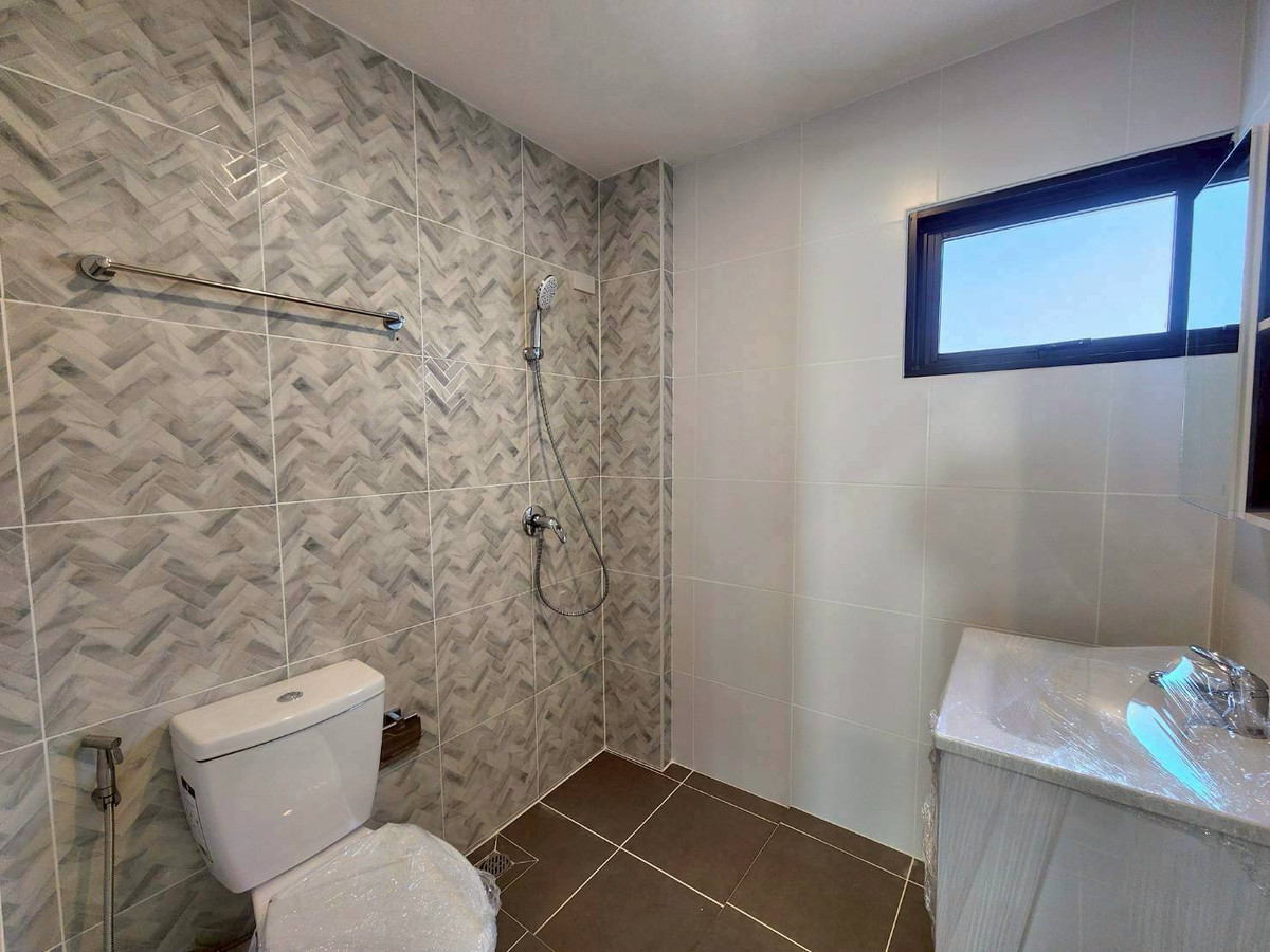 ขายบ้านนนทบุรี บางใหญ่ บางบัวทอง : ขายบ้านเดี่ยว หมู่บ้าน มณียา รัตนาธิเบศร์ บ้านหลังใหญ่ บ้านพร้อมอยู่ นนทบุรี เซ็นทรัล รัตนาธิเบศร์