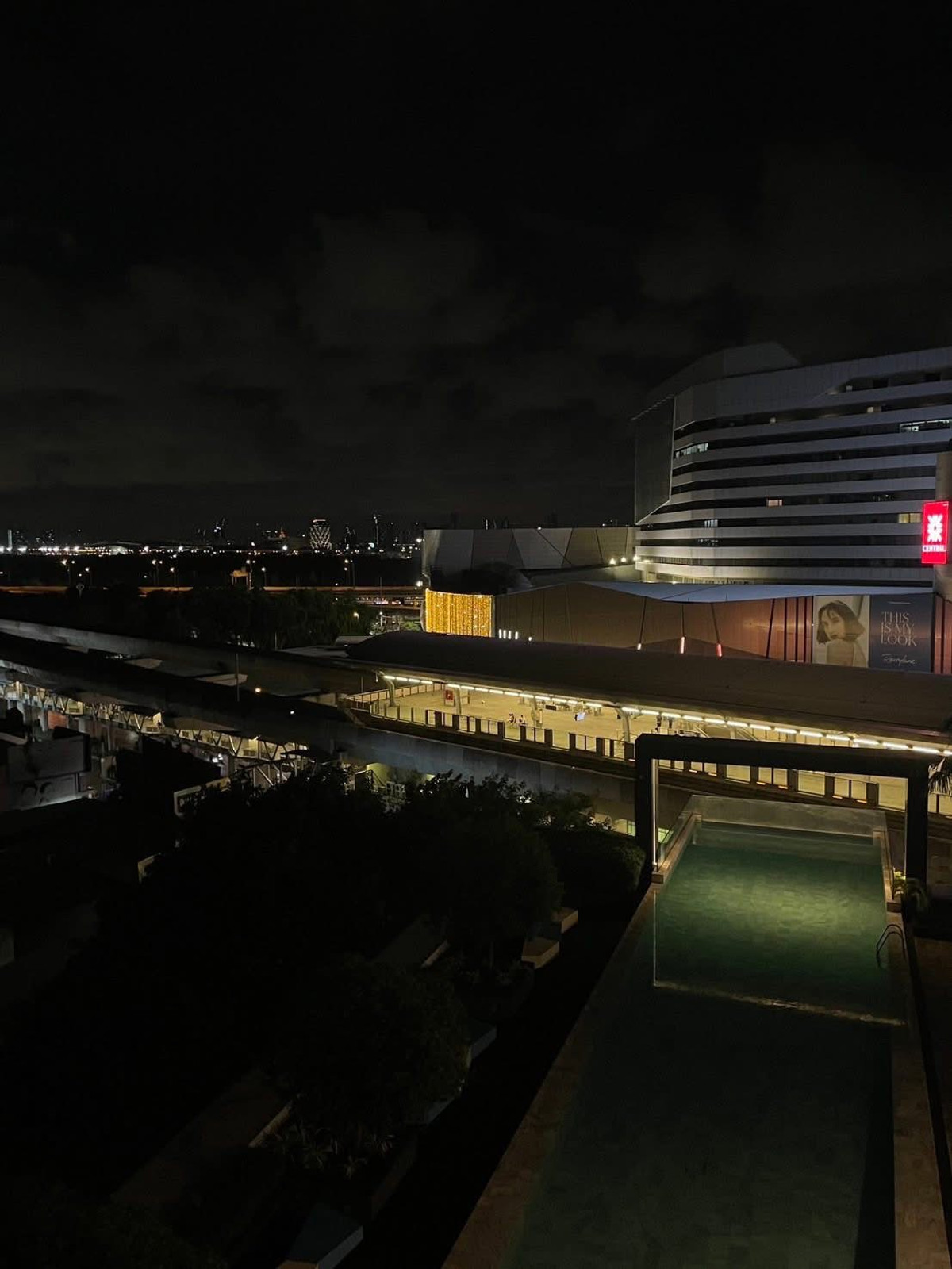 ให้เช่าคอนโดลาดพร้าว เซ็นทรัลลาดพร้าว : ⚡️คอนโดเลี้ยงสัตว์ราคาดีที่สุด⚡️M ladprao 💫39 Sqm  23,000 🔥ราคาดีที่สุดเลี้ยงสัตว์ได้ติด ห้างเซ็นทรัลลาดพร้าว บีทีเอสห้าแยกลาดพร้าว สนใจติดต่อพัตเตอร์ 0928895628 ⚡️Line : plustor_ss