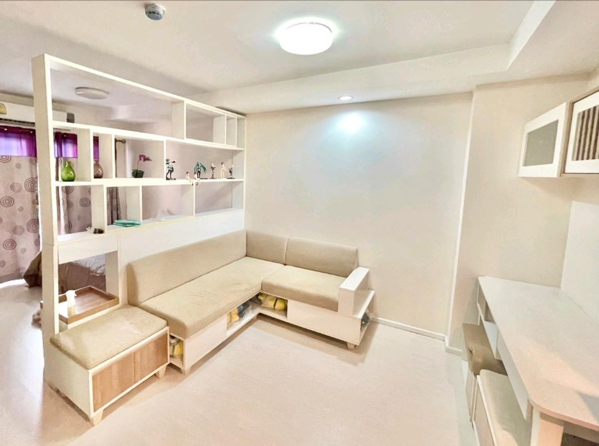 For RentCondoOnnut, Udomsuk : 💫For rent🚀✨️ the Log3 Sukhumvit 101/1🧸. Room size 28 square meters.💗 Studio room, 1 bathroom, 8th floor, price 6,500 baht (ready to move in 15/03/69)