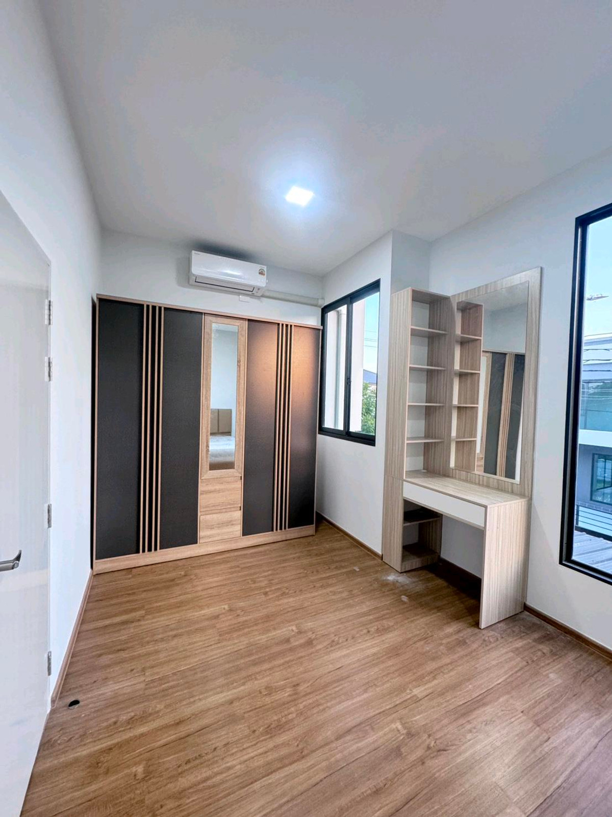 ให้เช่าทาวน์โฮมบางนา แบริ่ง ลาซาล : เช่า ทาว์นโฮม 3 ห้องนอน 2 ห้องน้ำ 2 ที่จอดรถ Pleno พลีโน่ สุขุมวิท บางนา 3