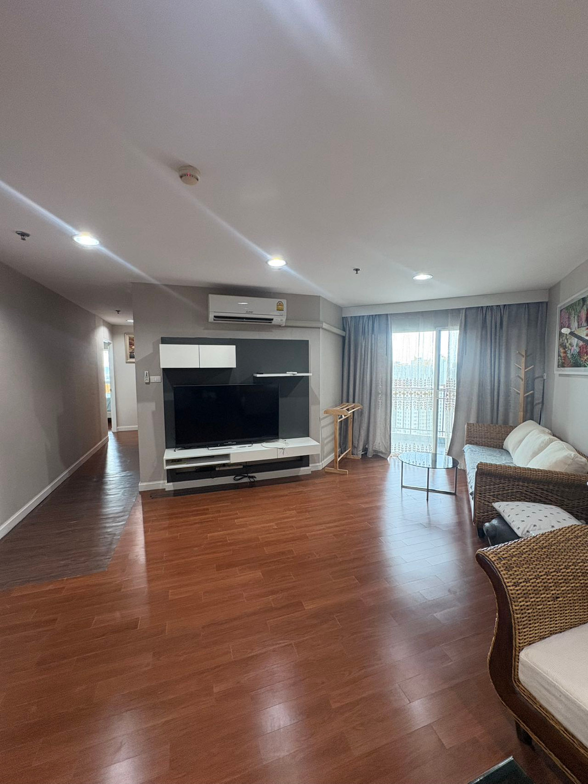 ให้เช่าคอนโดพระราม 9 เพชรบุรีตัดใหม่ RCA : ปล่อยเช่า Belle Grand Rama 9