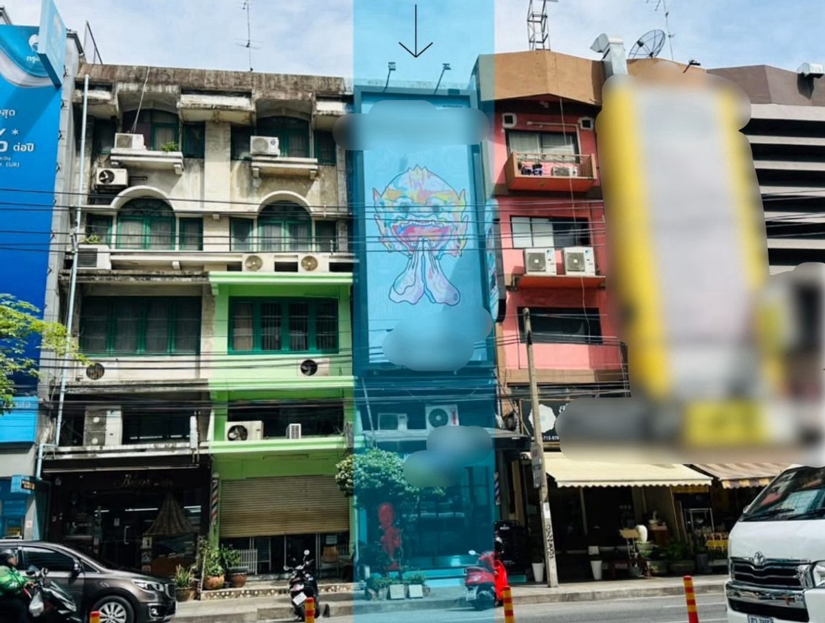 For SaleShop HouseSukhumvit, Asoke, Thonglor : Good things for sale cheap, commercial building, Thonglor, Sukhumvit Road 55, buy for investment, rent out, there are always tenants, the price will only increase. If interested, negotiable 092-658-8993 Korn