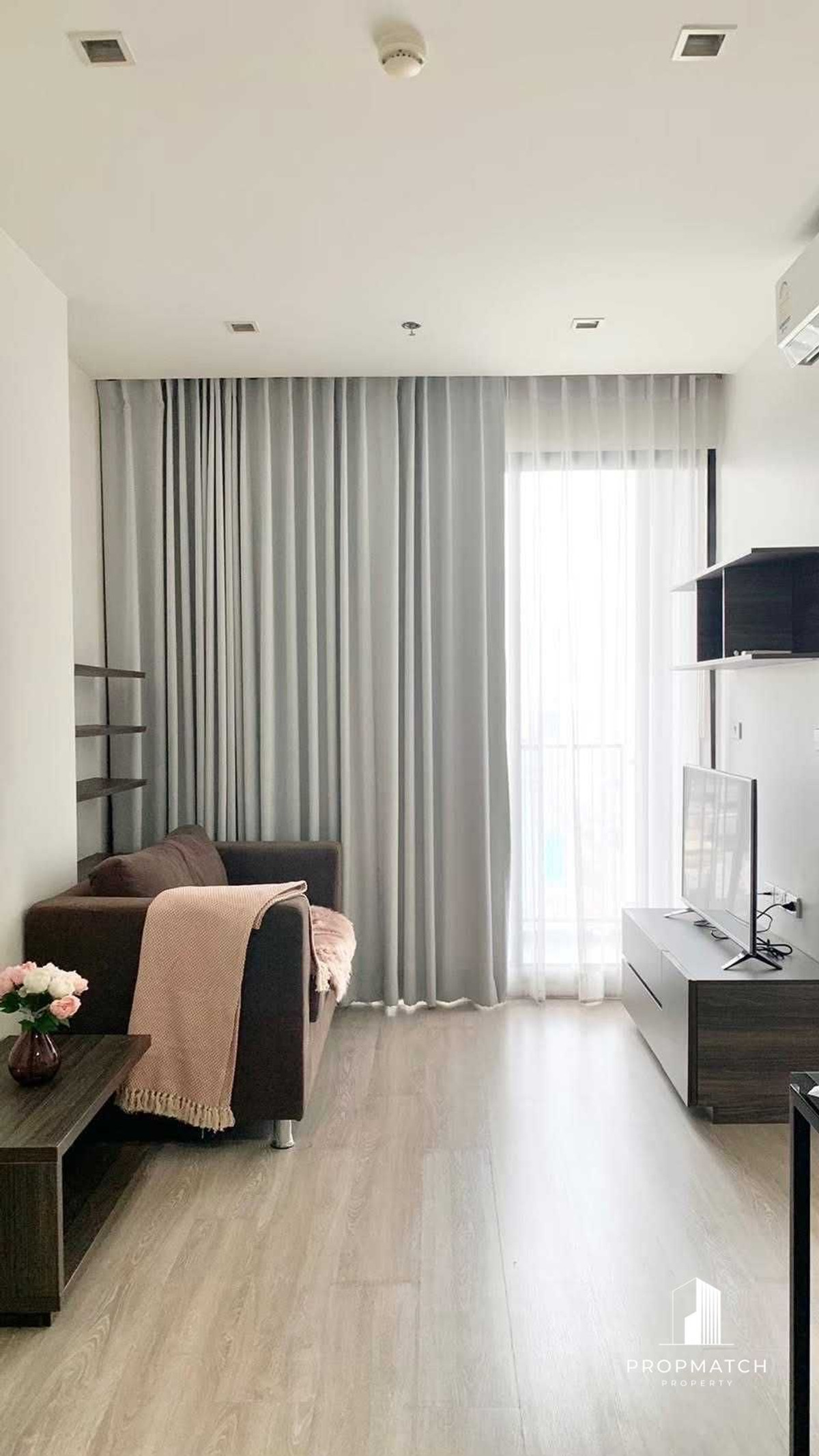 ให้เช่าคอนโดรัชดา ห้วยขวาง : ✨Flash Deal ✨ Quinn Ratchada 17 (1Bed 1Bath 35SQM.) พร้อมอยู่ ! เพียง  15,000 บาทต่อเดือน Tel.0981315848 @propmatch