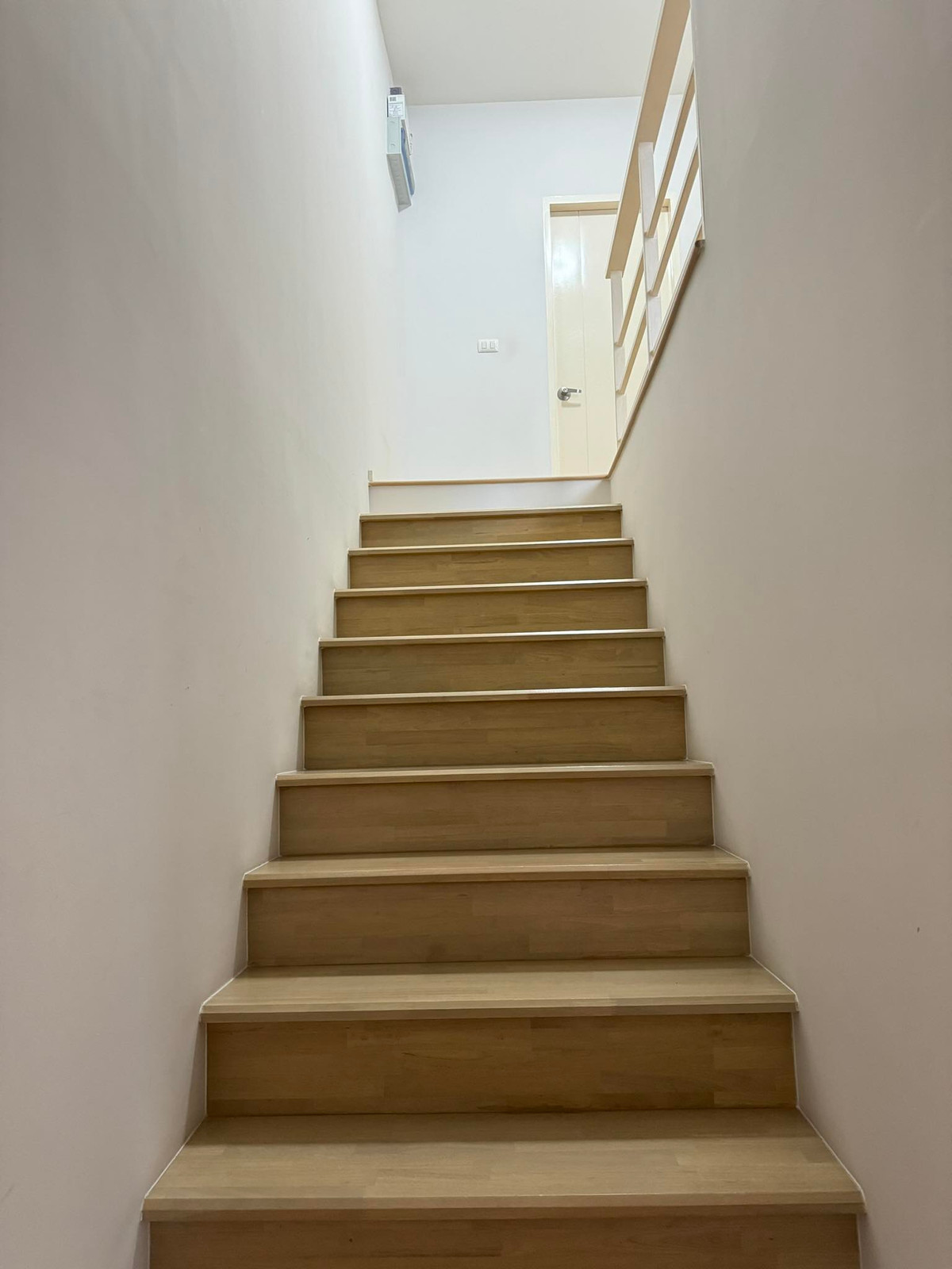 ให้เช่าทาวน์โฮมอ่อนนุช อุดมสุข : RH020426 ให้เช่า ทาวน์โฮม 3 ชั้น at Baan Klang Muang Sukhumvit 77 ซอยอ่อนุช 17