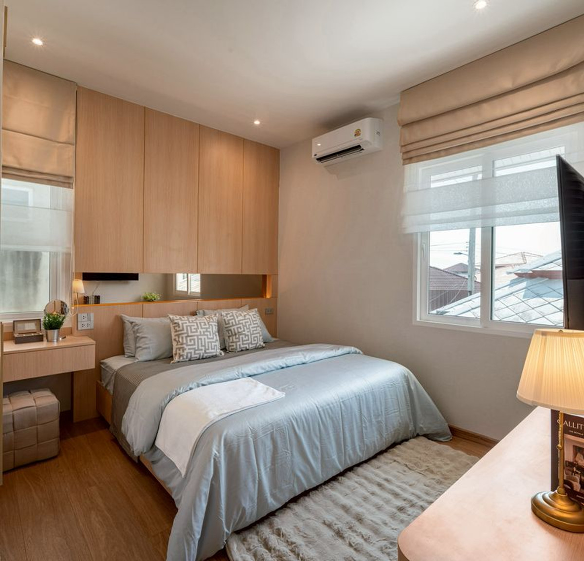 ขายบ้านพัทยา บางแสน ชลบุรี สัตหีบ : Rare Item! วิลล่าหรู 7 ห้องนอน 7 ห้องน้ำ 2 อาคาร พื้นที่ใช้สอย 500 ตร.ม. ใจกลางเขาทาโล | ราคา 28.5 ล้านบาท