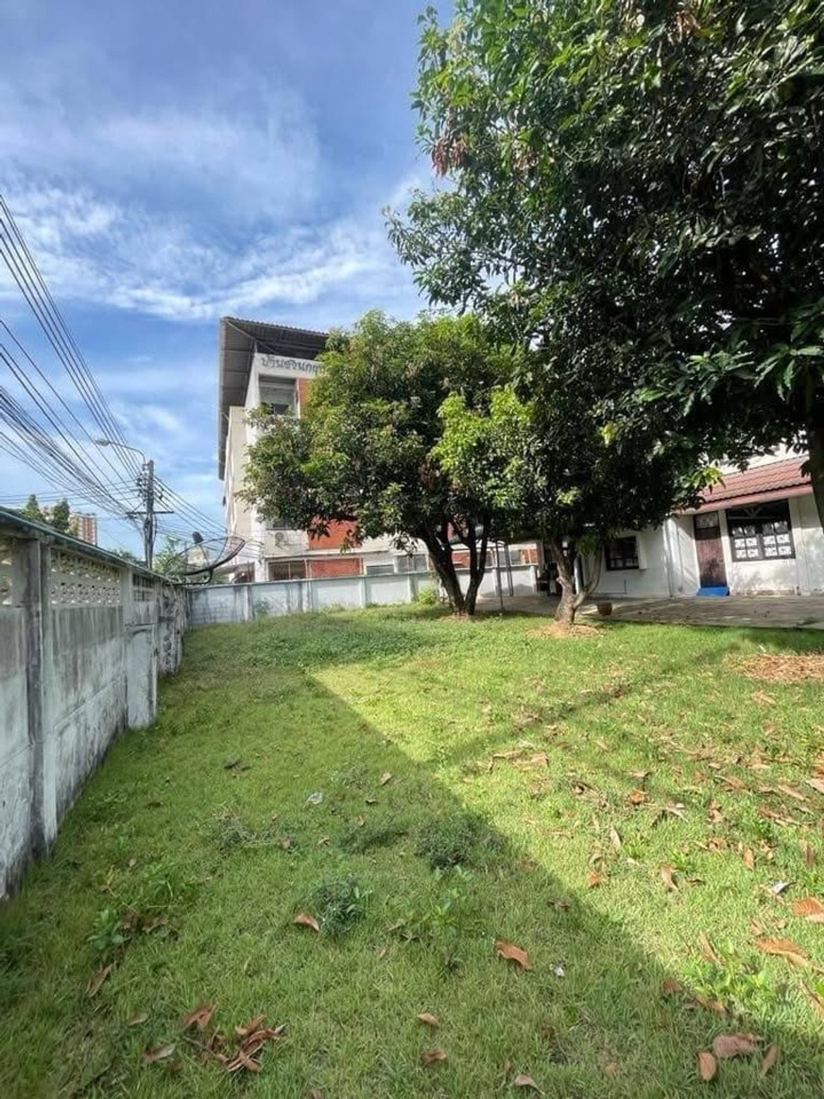 ขายบ้านพระราม 9 เพชรบุรีตัดใหม่ RCA : บ้านเดี่ยวทำเลทอง พระราม9 ซอย37