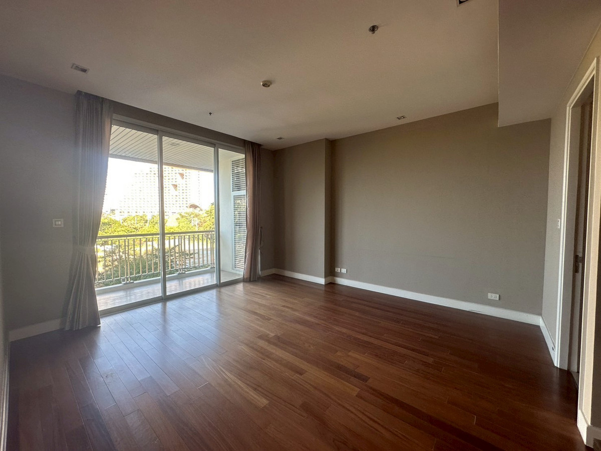 ขายคอนโดพัทยา บางแสน ชลบุรี สัตหีบ : for sale condo The Cove pattaya 1 Bed room 92.53 Sq.m graden view large balcony (S03-2344) 