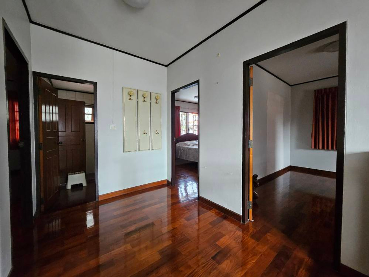 ขายบ้านลาดพร้าว เซ็นทรัลลาดพร้าว : ราคาพิเศษ!! บ้านเดี่ยวทำเลทอง ลาดพร้าว ซ.1 ใกล้ยูเนี่ยนมอลล์ เดินถึงรถไฟฟ้า เข้าออกได้หลายทาง