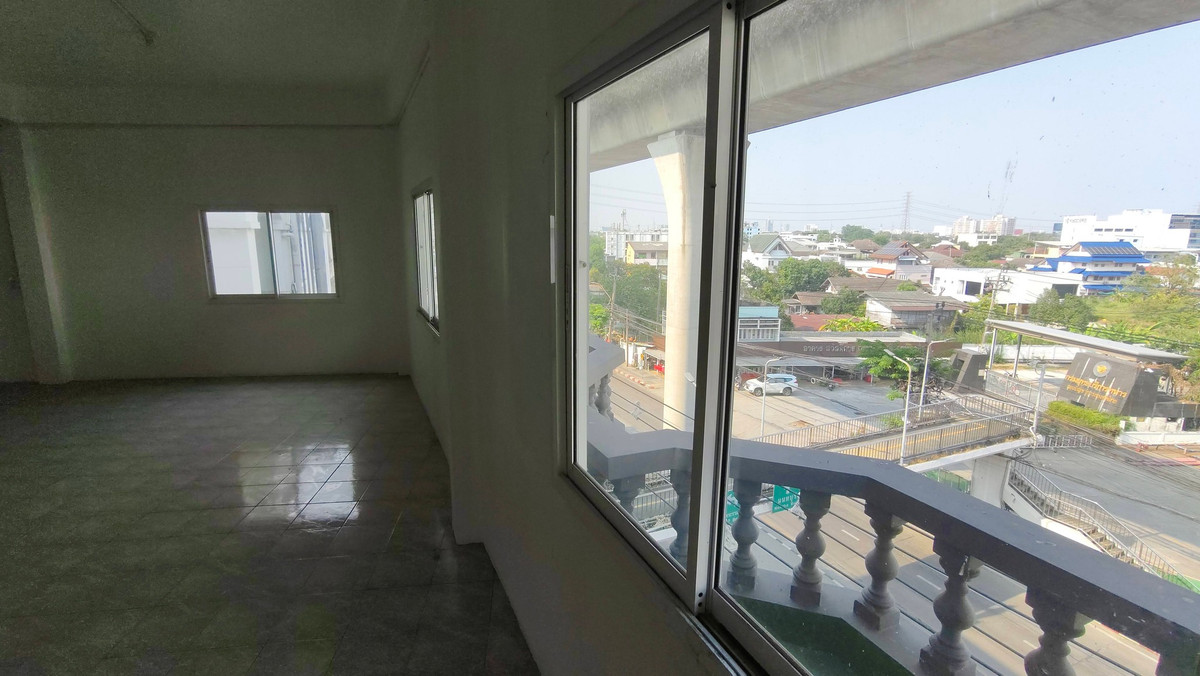 For RentOfficeBang Sue, Wong Sawang, Tao Pun : For rent, space in an office building, warehouse, studio, Wong Sawang Intersection.