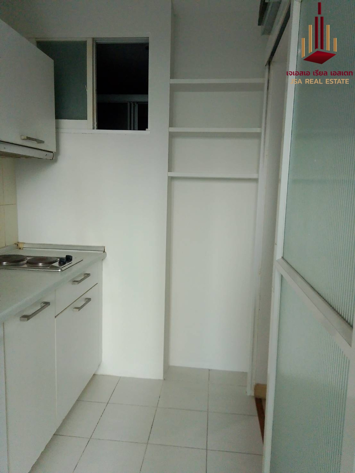 For SaleCondoSathorn, Narathiwat : ✨ For Sale: Life @ Sathorn 10 Condo ✨ 💰 Only 6,300,000 THB