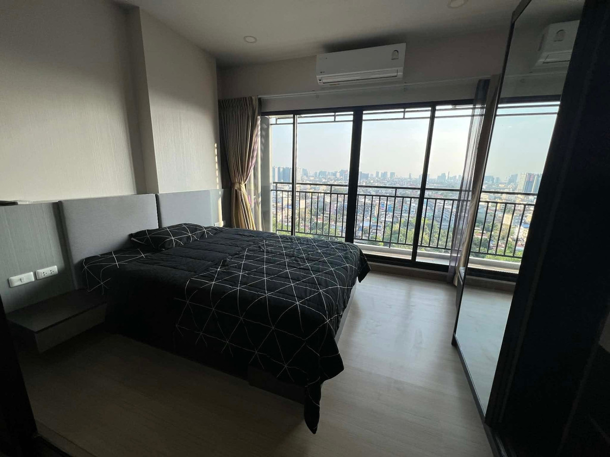 For SaleCondoPinklao, Charansanitwong : (Code SM1721) Condo for sale Supalai loft yaek fai chai station: Supalai Loft, Yaek Fai Chai Station, near MRT Fai Chai.