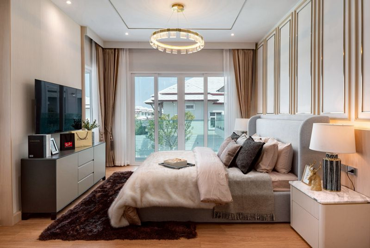 ขายบ้านพัทยา บางแสน ชลบุรี สัตหีบ : Rare Item! วิลล่าหรู 7 ห้องนอน 7 ห้องน้ำ 2 อาคาร พื้นที่ใช้สอย 500 ตร.ม. ใจกลางเขาทาโล | ราคา 28.5 ล้านบาท