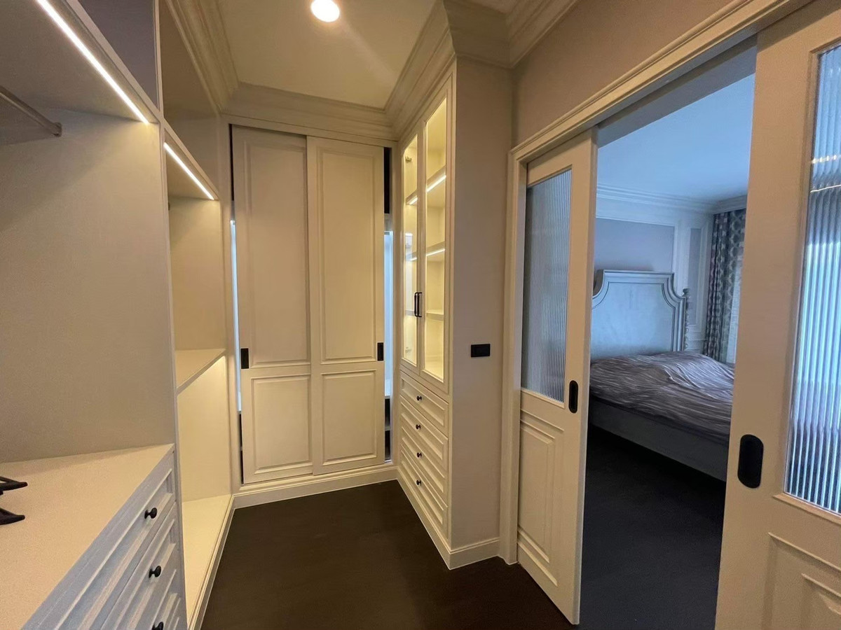 ขายบ้านพัฒนาการ ศรีนครินทร์ : ขายบ้านหรู โครงการ Setthasiri Krungthep Kreetha 2 (เศรษฐสิริ กรุงเทพกรีฑา 2) แปลงมุม ไซส์ใหญ่ ด้านหน้าไม่ติดใคร  บ้านเดี่ยว 2 ชั้น ขนาดที่ดิน 105 ตารางวา พื้นที่ใช้สอย 404 ตารางเมตร