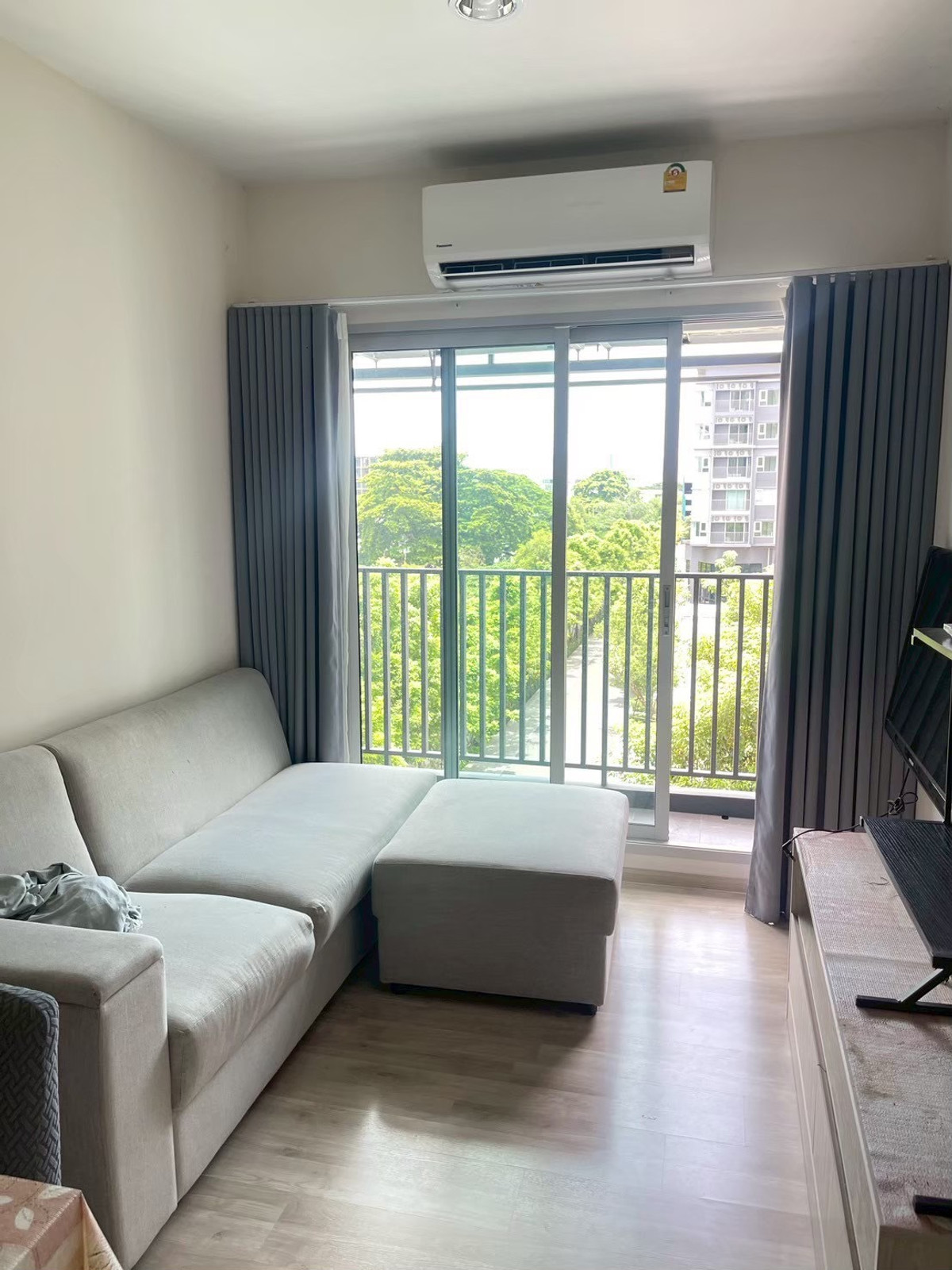 For RentCondoRamkhamhaeng, Hua Mak : 🏙 Condo for rent, Niche Mono Ramkhamhaeng, convenient travel, next to the Yellow Line, Lam Sali Station.