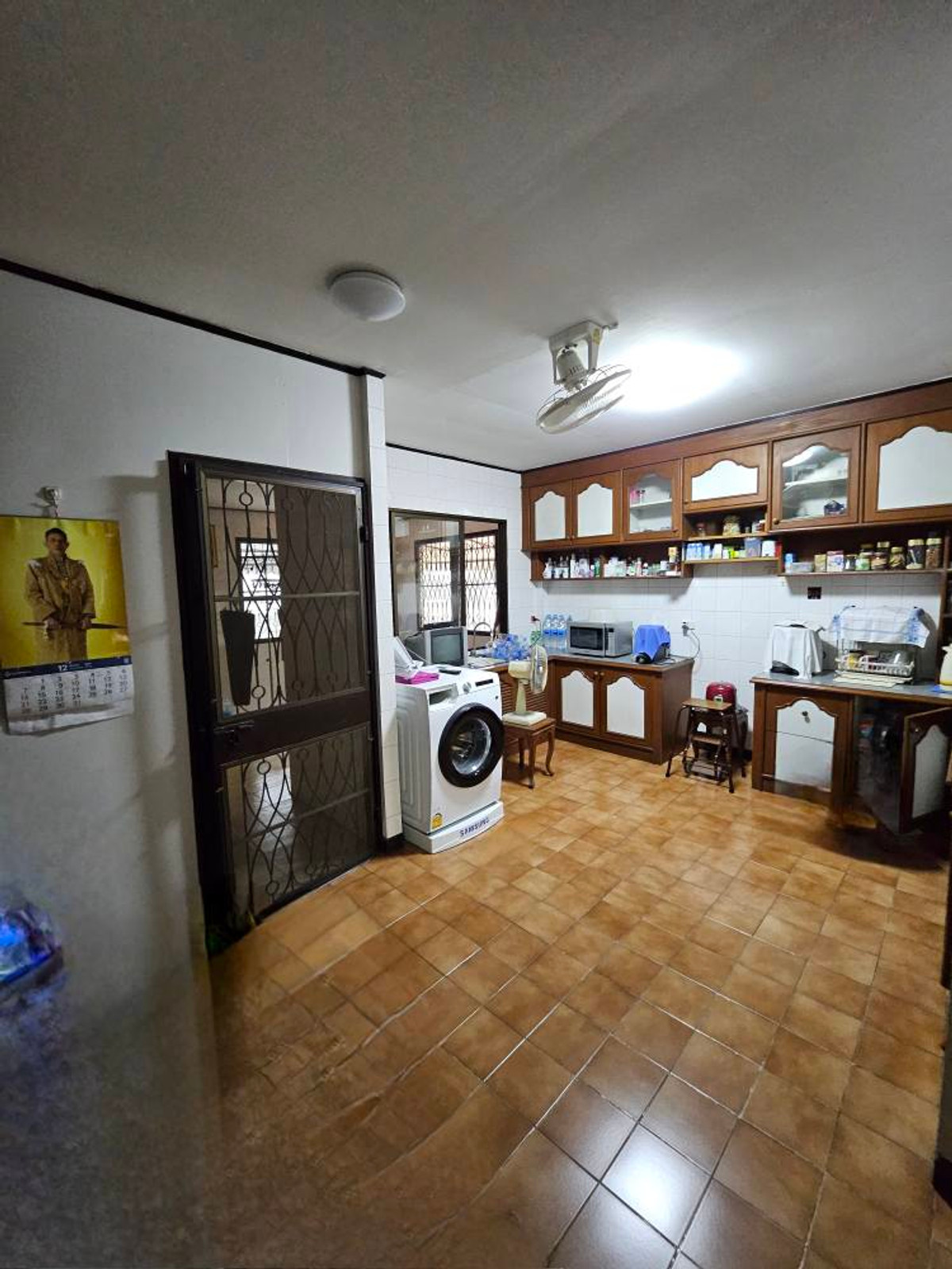 ขายบ้านลาดพร้าว เซ็นทรัลลาดพร้าว : ราคาพิเศษ!! บ้านเดี่ยวทำเลทอง ลาดพร้าว ซ.1 ใกล้ยูเนี่ยนมอลล์ เดินถึงรถไฟฟ้า เข้าออกได้หลายทาง