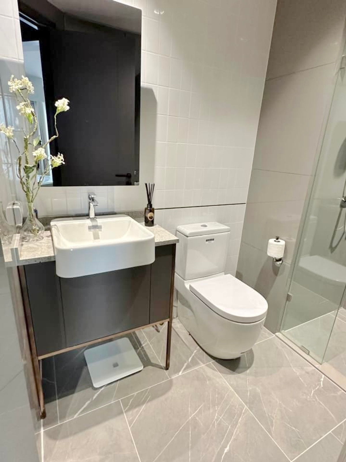 ขายคอนโดสยาม จุฬา สามย่าน : 🔥 ขายด่วน 🔥  ถูกมาก ห้องสวย วิวดี กว้าง น่าอยู่   Call : 0619824959 Line ID :  elegant.289