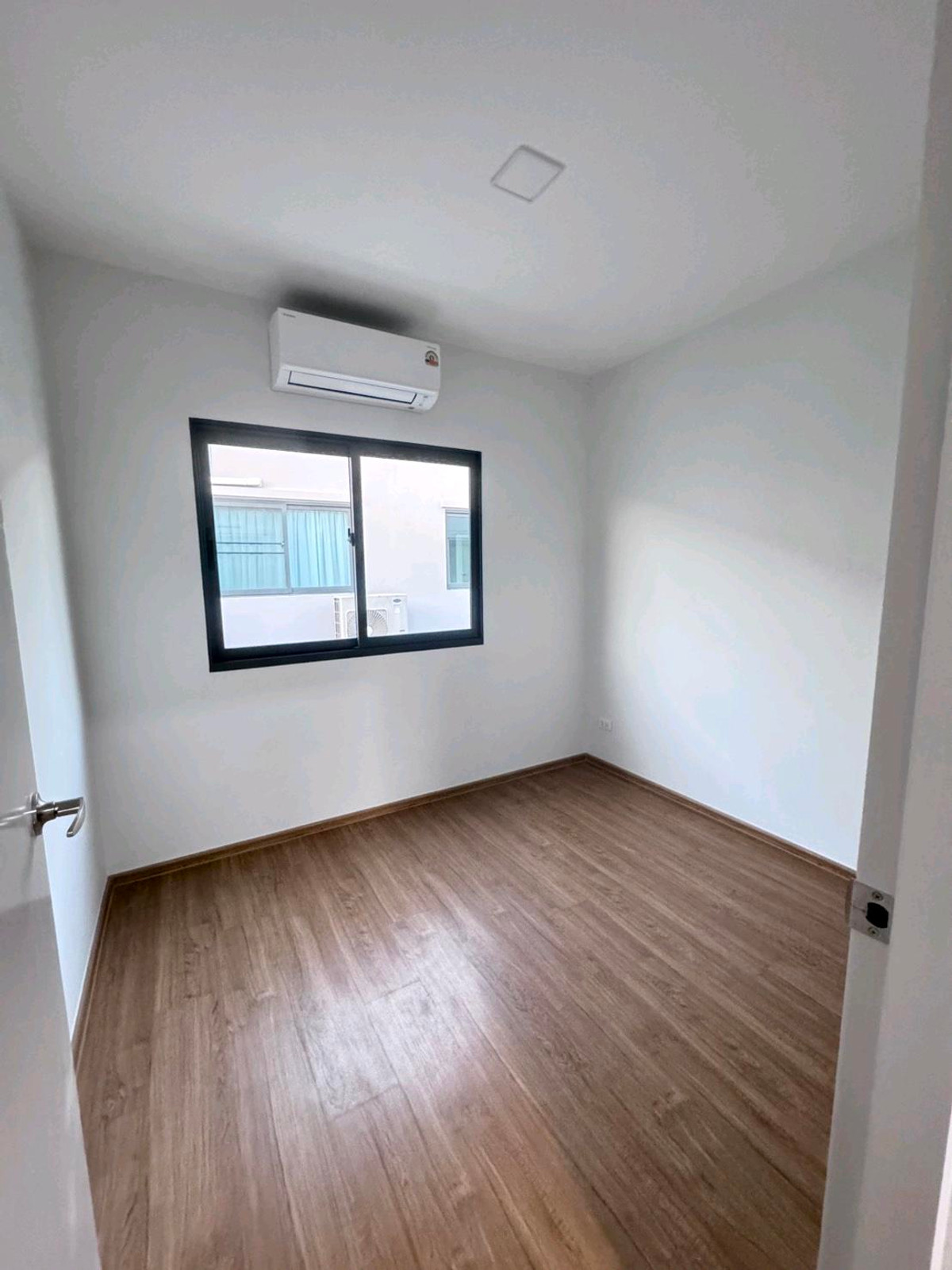 ให้เช่าทาวน์โฮมบางนา แบริ่ง ลาซาล : เช่า ทาว์นโฮม 3 ห้องนอน 2 ห้องน้ำ 2 ที่จอดรถ Pleno พลีโน่ สุขุมวิท บางนา 3