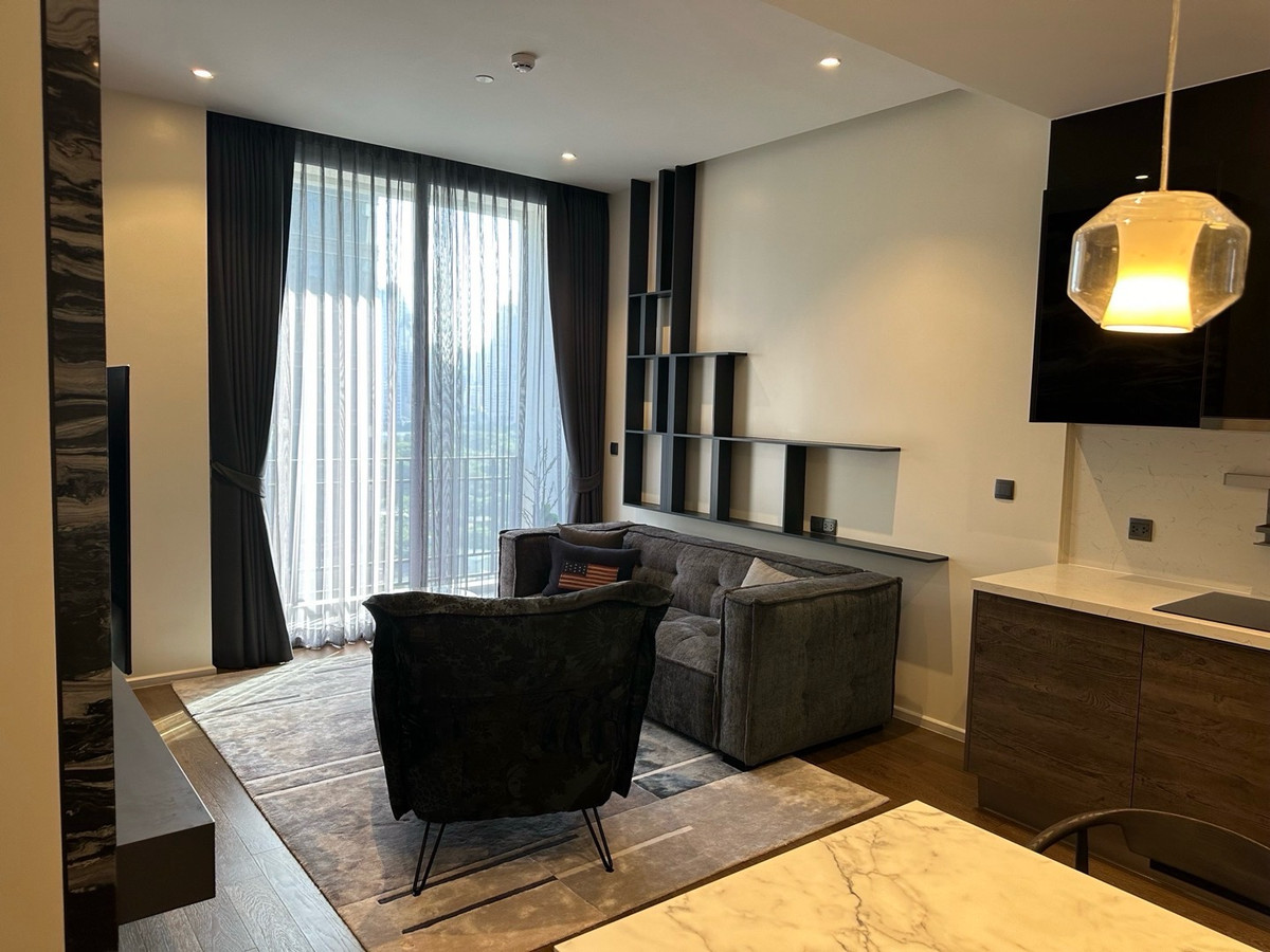 ให้เช่าคอนโดวิทยุ ชิดลม หลังสวน : ให้เช่า🐱 Muniq Langsuan ☎️ 0912322009