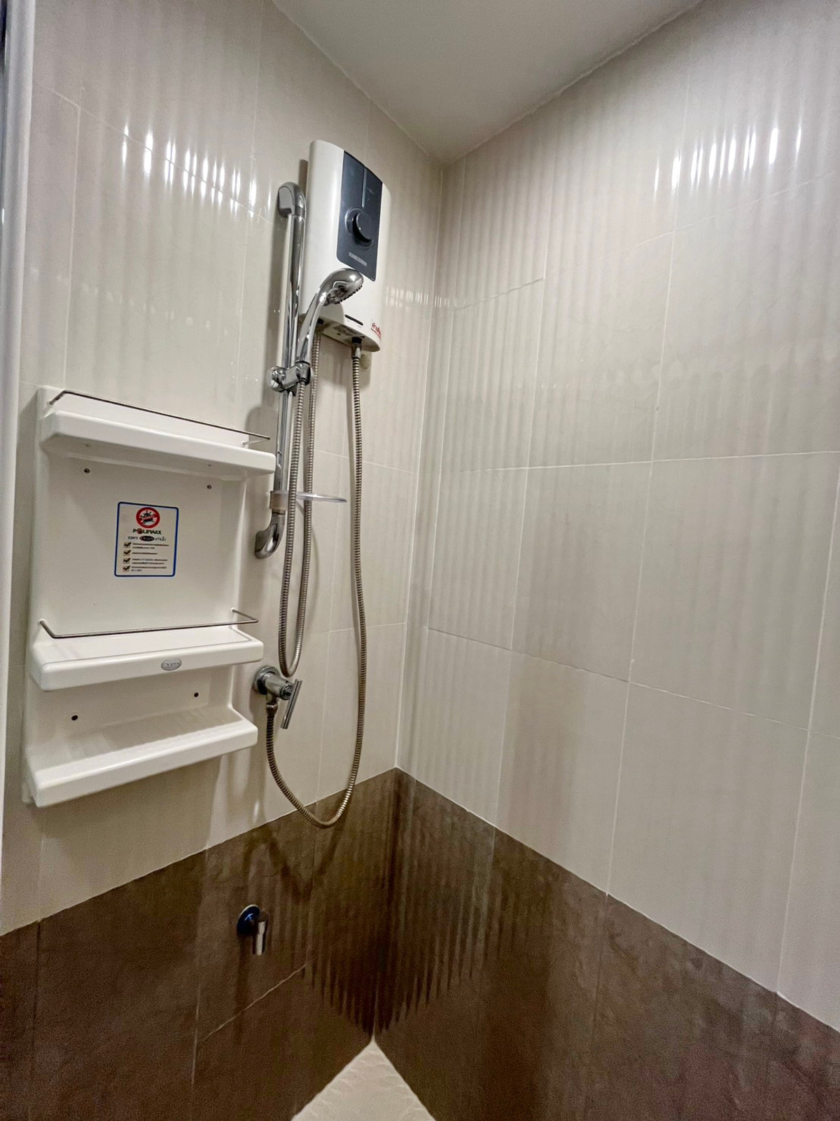 ให้เช่าคอนโดรัตนาธิเบศร์ สนามบินน้ำ พระนั่งเกล้า : ให้เช่า Centric ติวานนทร์   เครื่องใช้ไฟฟ้าครบ ใกล้ MRT แยกติวานนทร์ และ Big C