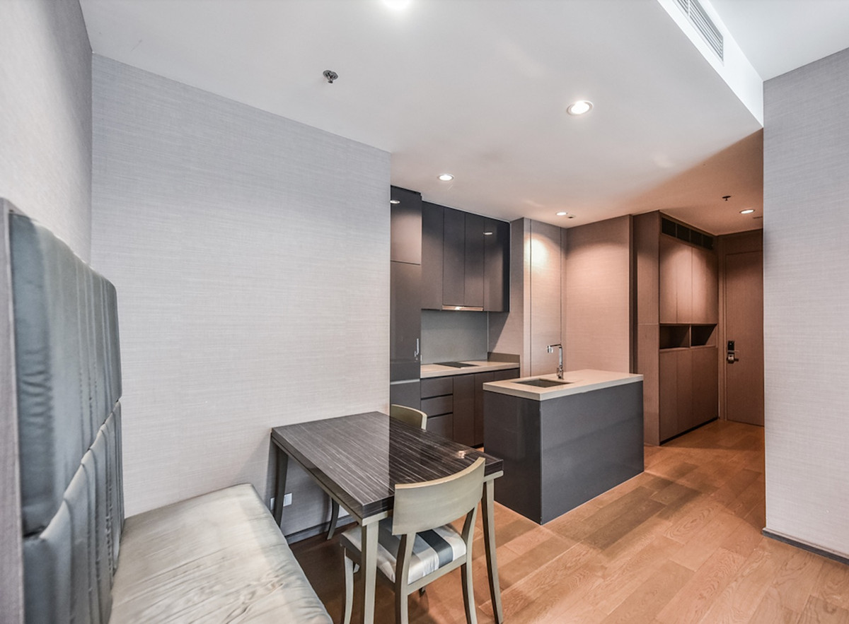 For RentCondoSathorn, Narathiwat : For rent The Diplomat Sathorn ☎️ 0912322009