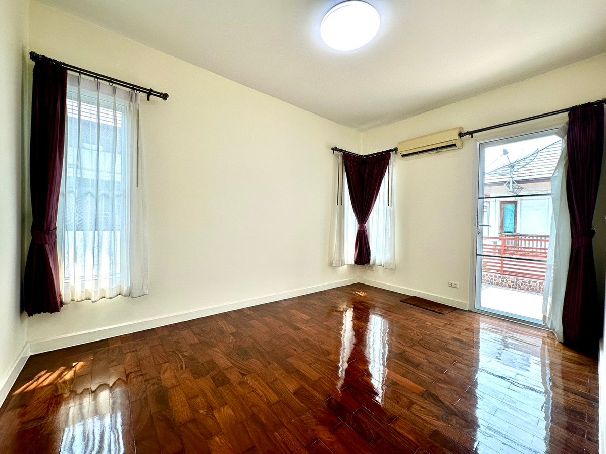 ขายบ้านบางนา แบริ่ง ลาซาล : 🔥ราคาดี บ้านหรูหลังใหญ่ 3b4b 11.5mb - Blue Lagoon 1 Bangna-Trad km.8 📞Call 090 919 9898