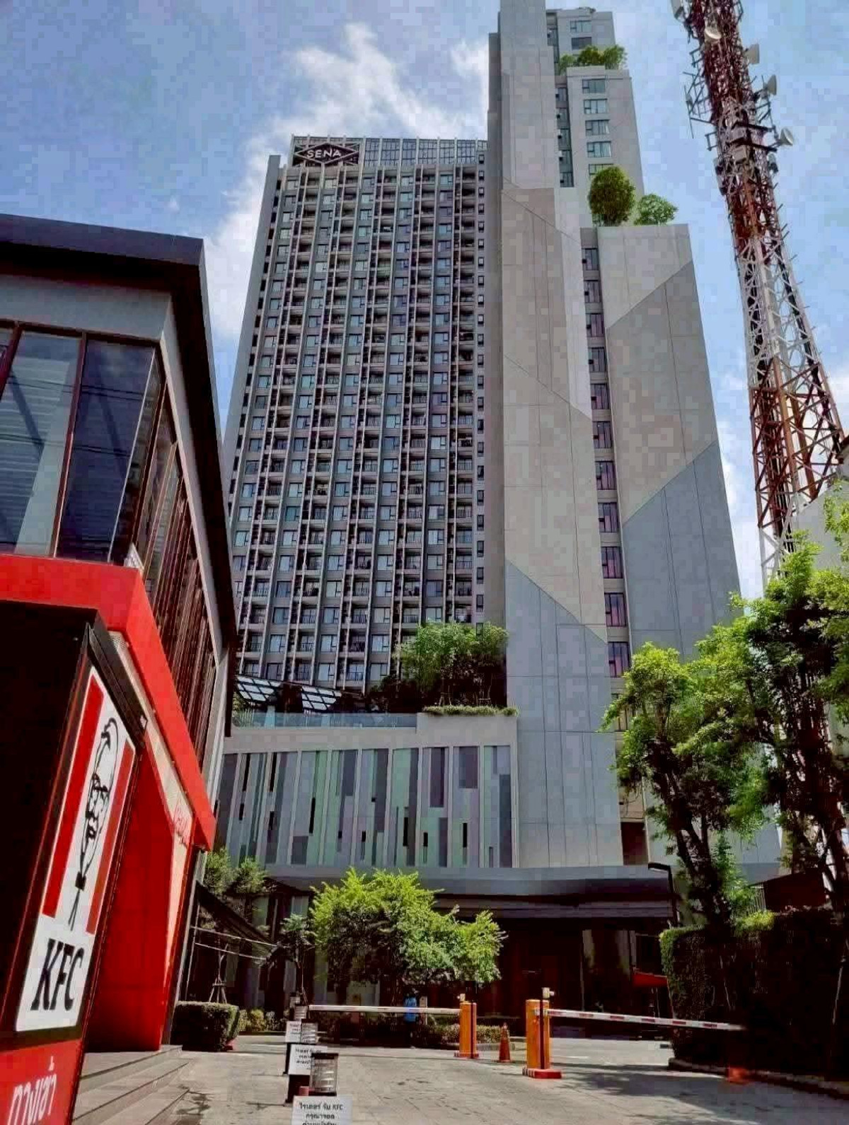 ให้เช่าคอนโดพระราม 9 เพชรบุรีตัดใหม่ RCA : คอนโดพร้อมอยู่ เจ้าของอยู่เอง