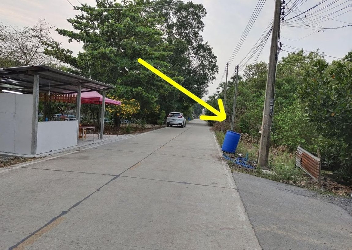 ขายที่ดินปทุมธานี รังสิต ธรรมศาสตร์ : ขายที่ดิน 2.5 ไร่ ติดถนนมอเตอร์เวย์ บางปะอิน ช่วง กม 6.5 ตำบลคลองสาม คลองหลวง  ราคาไม่แพง ต่อรองได้ สุดยอดทำเลดี