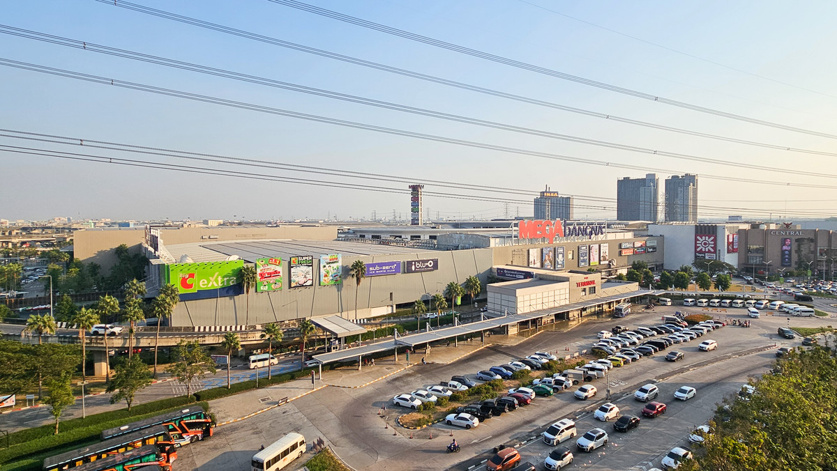 For RentCondoBangna, Bearing, Lasalle : For Rent: NUE Mega Plus Bangna | Brand New Unit, 0 m to Mega Bangna | 1 Bed 30.49 sq.m., 9th Floor | Fully Furnished, Full Facilities