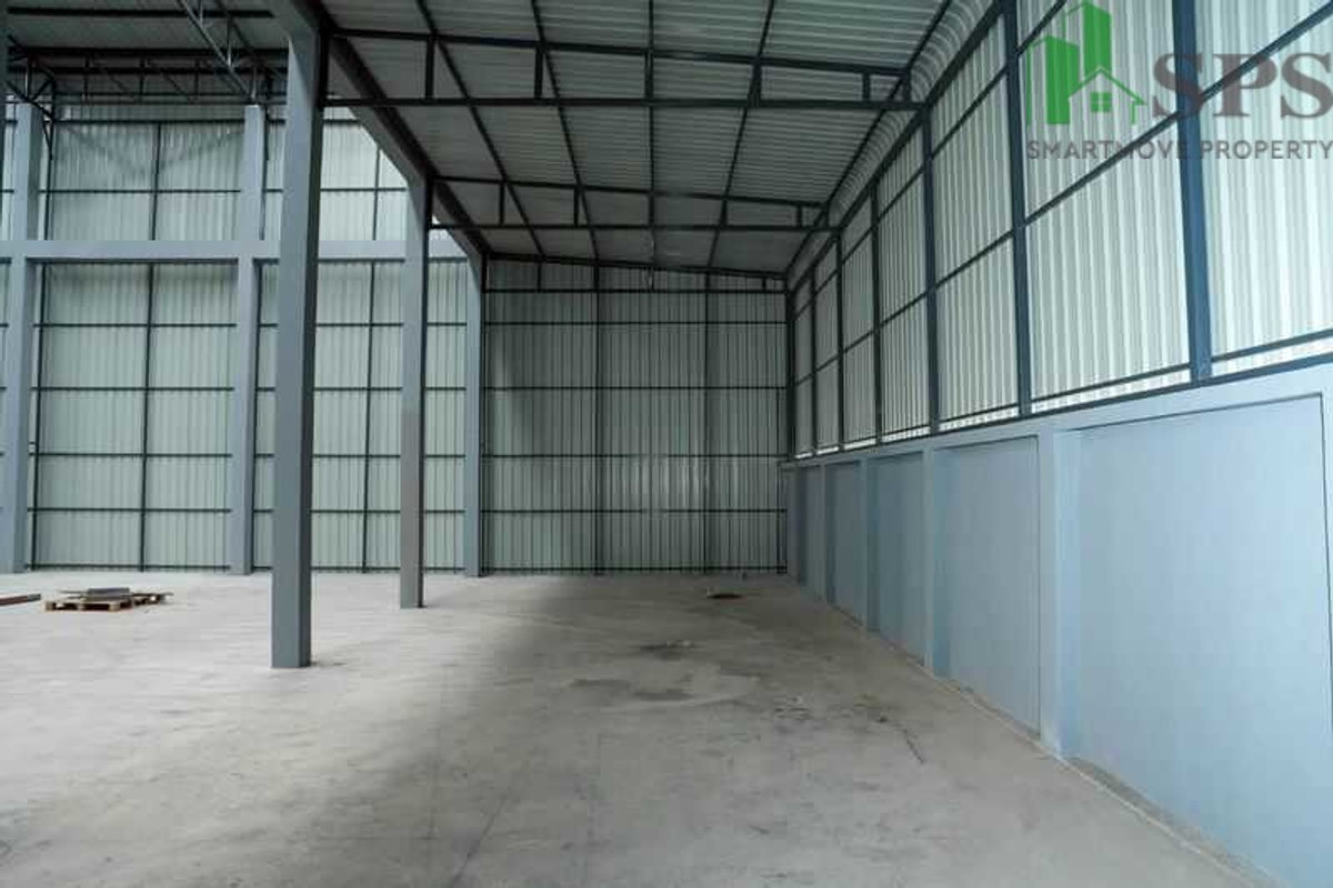 ให้เช่าโกดังสมุทรปราการ สำโรง : ให้เช่าโกดังสร้างใหม่ พร้อมออฟฟิศในตัว ซอยศรีด่าน 22 ศรีนครินทร์ บางพลี สมุทรปราการ