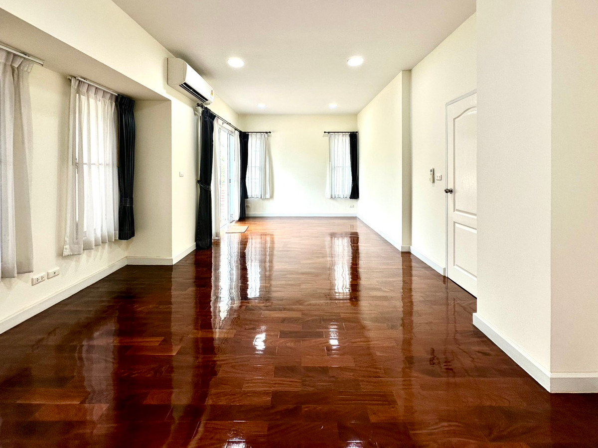 ขายบ้านบางนา แบริ่ง ลาซาล : 🔥ราคาดี บ้านหรูหลังใหญ่ 3b4b 11.5mb - Blue Lagoon 1 Bangna-Trad km.8 📞Call 090 919 9898