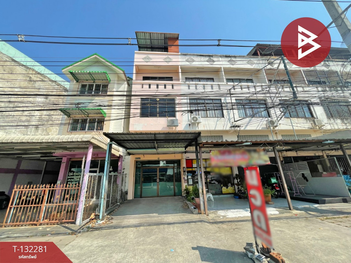 For SaleShop HousePattaya, Bangsaen, Chonburi : Commercial building for sale, 3 and a half floors, area 20 square meters, next to Ang Sila-Samed Road, Chonburi.