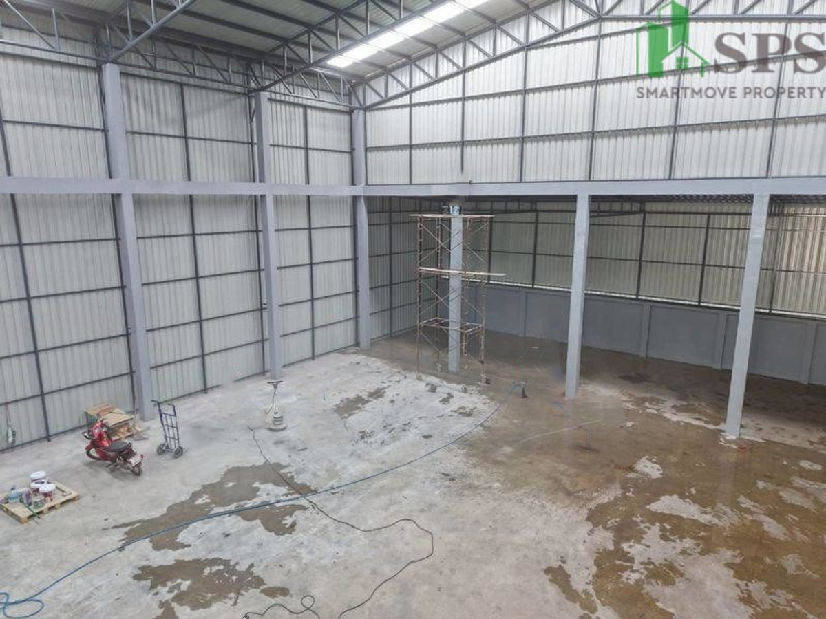 ให้เช่าโกดังสมุทรปราการ สำโรง : ให้เช่าโกดังสร้างใหม่ พร้อมออฟฟิศในตัว ซอยศรีด่าน 22 ศรีนครินทร์ บางพลี สมุทรปราการ