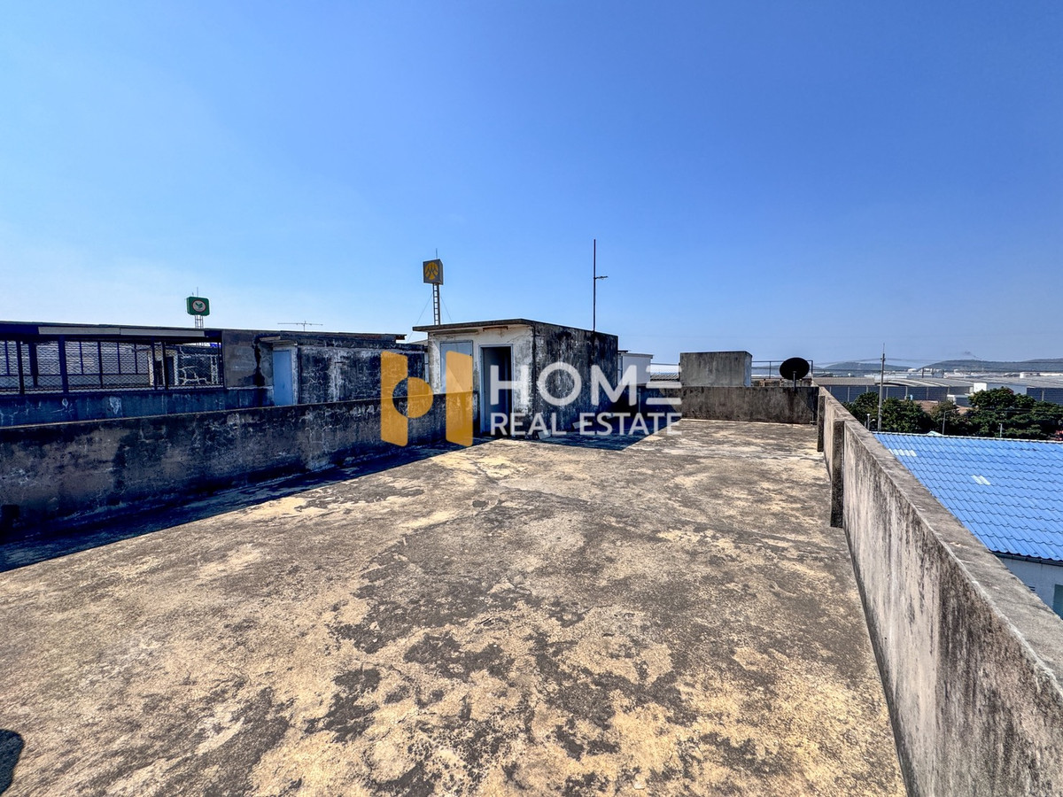 ขายอาคารพาณิชย์พัทยา บางแสน ชลบุรี สัตหีบ : ขายด่วน! สุขุมวิท ศรีราชา ใกล้นิคม 🔥 อาคารพาณิชย์ ถ.สุขุมวิท ทุ่งสุขลา ศรีราชา / 3 คูหา (ขาย), Commercial Building Sukhumvit Road Thung Sukhla Sriracha / 3 Units (FOR SALE) YEAN102