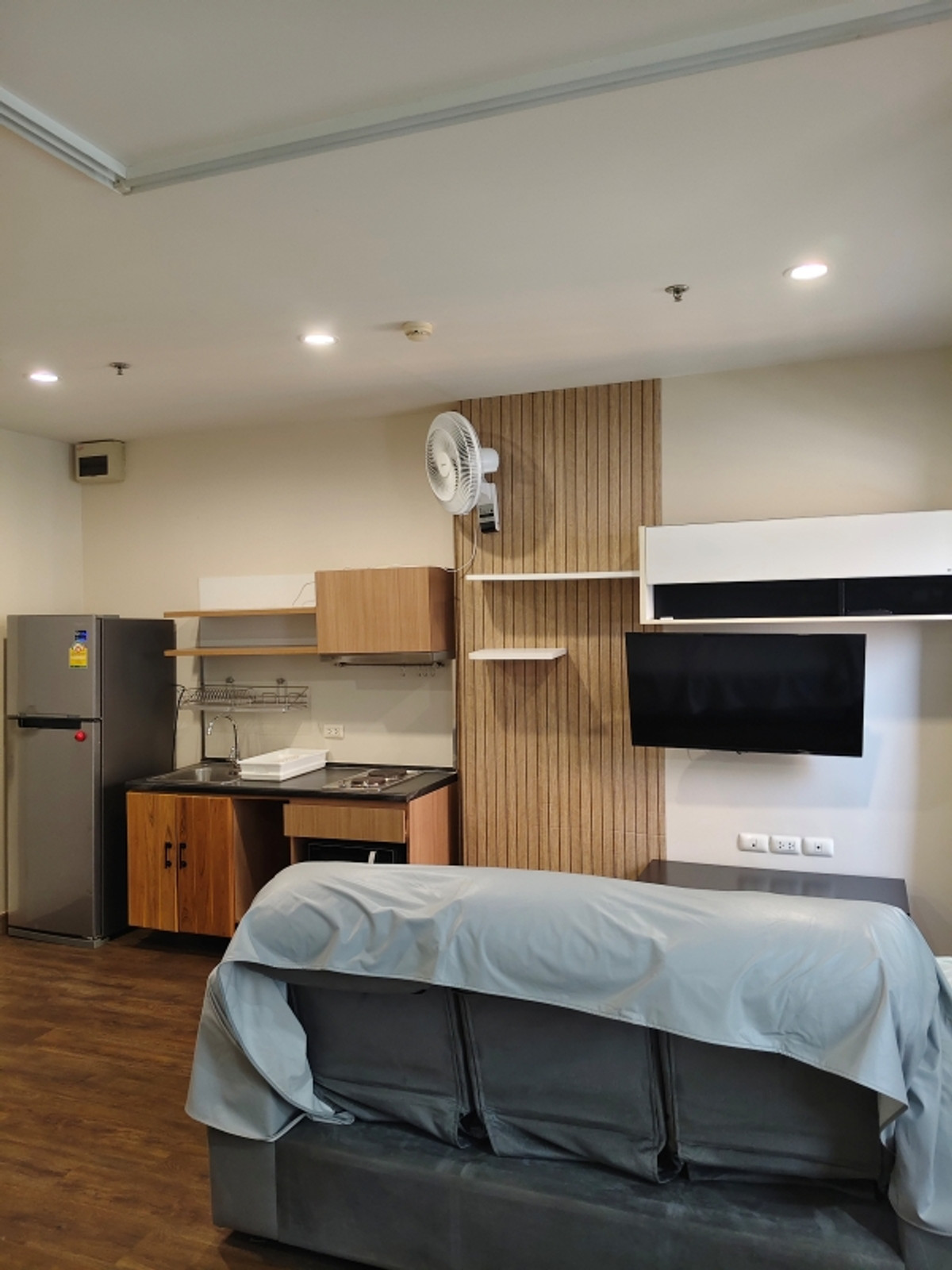 ให้เช่าคอนโดท่าพระ ตลาดพลู วุฒากาศ : 11k🔥ปล่อยเช่า!!คอนโดแต่งครบพร้อมอยู่  : The Tempo Grand Sathorn - Wuthakat :  ติด BTS วุฒากาศ