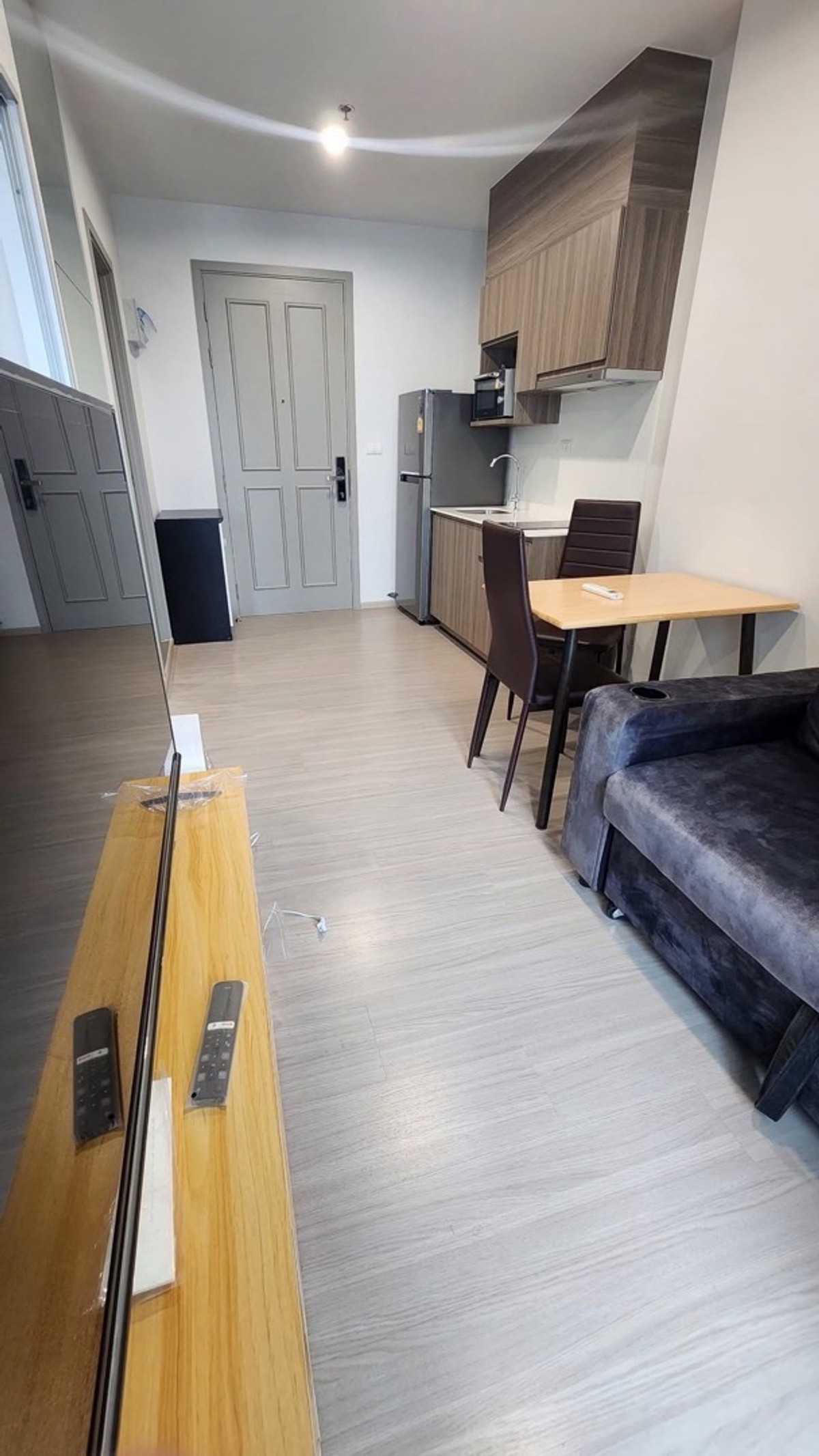 For RentCondoBang kae, Phetkasem : 
