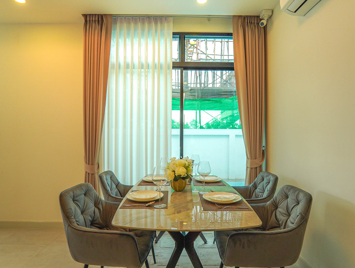 ให้เช่าบ้านพัทยา บางแสน ชลบุรี สัตหีบ : 🏡✨ พูลวิลล่าให้เช่า ใกล้อ่างเก็บน้ำมาบประชัน | 3 ห้องนอน | เพียง 65,000 บาท/เดือน ✨