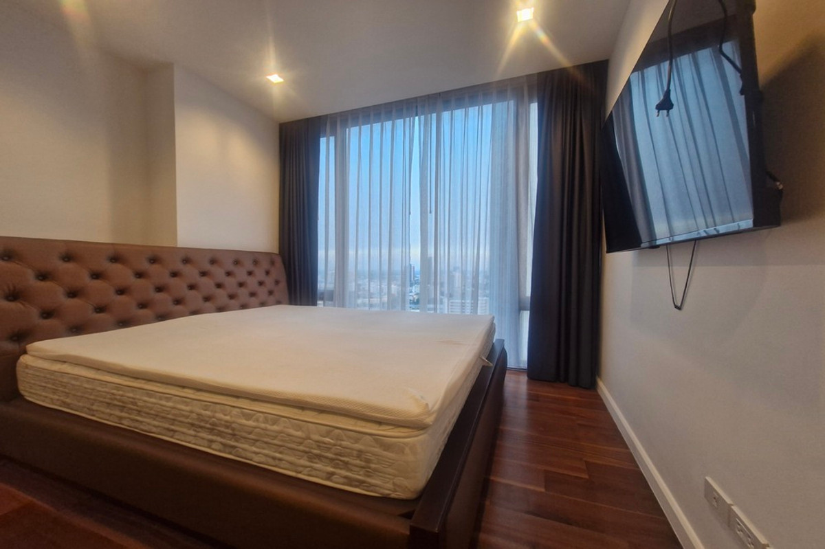 For RentCondoSathorn, Narathiwat : 🔥 For Rent !! river view, high floor 28++, rare item !! 🔥 Code C20221200779..........Nara 9, 2 bedroom, 2 bathroom, furnished, ready to move in📣📣