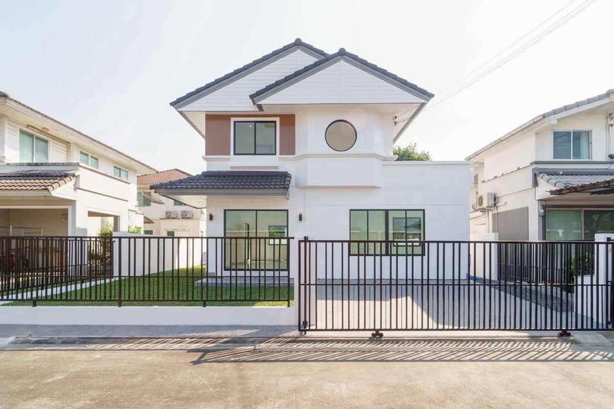 For SaleHouse : ขายบ้านเดี่ยว 2 ชั้น หมู่บ้านพฤกษ์ลดา (Land & Houses) วงแหวน–รัตนาธิเบศร์ ตกแต่งใหม่พร้อมอยู่ บรรยากาศเงียบสงบพร้อมวิวทุ่งนา