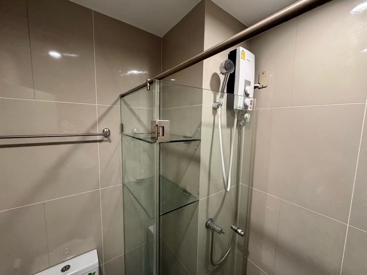 For RentCondoBang Sue, Wong Sawang, Tao Pun : For rent Ideo mobi Bang Sue, price 9,000 baht, contact 0869017364.