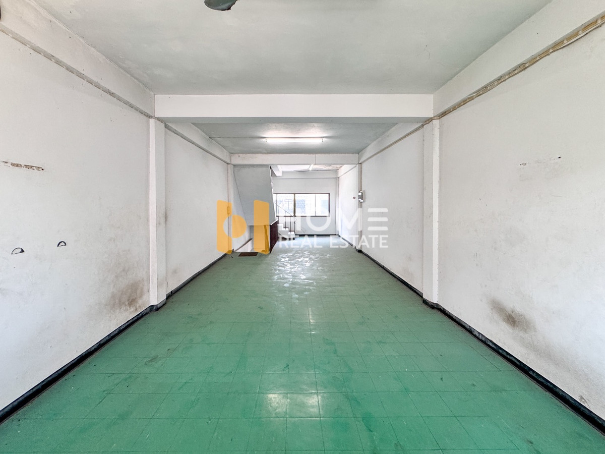 ขายอาคารพาณิชย์พัทยา บางแสน ชลบุรี สัตหีบ : HOT DEAL 🔥 อาคารพาณิชย์ ถ.สุขุมวิท ต.ทุ่งสุขลา อ.ศรีราชา ชลบุรี / 3 ชั้น (ขาย), Commercial building, Sukhumvit Rd, Thung Sukla Sub, Si Racha Dist, Chonburi / 3 - Storey (FOR SALE) YEAN104