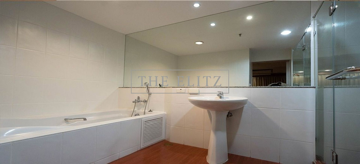 For RentCondoSathorn, Narathiwat : ✨ The room is spacious like being at Baan Nonsi. Lots of space. Comfortable to live in. Dont feel cramped. At the best price in the area 🎉