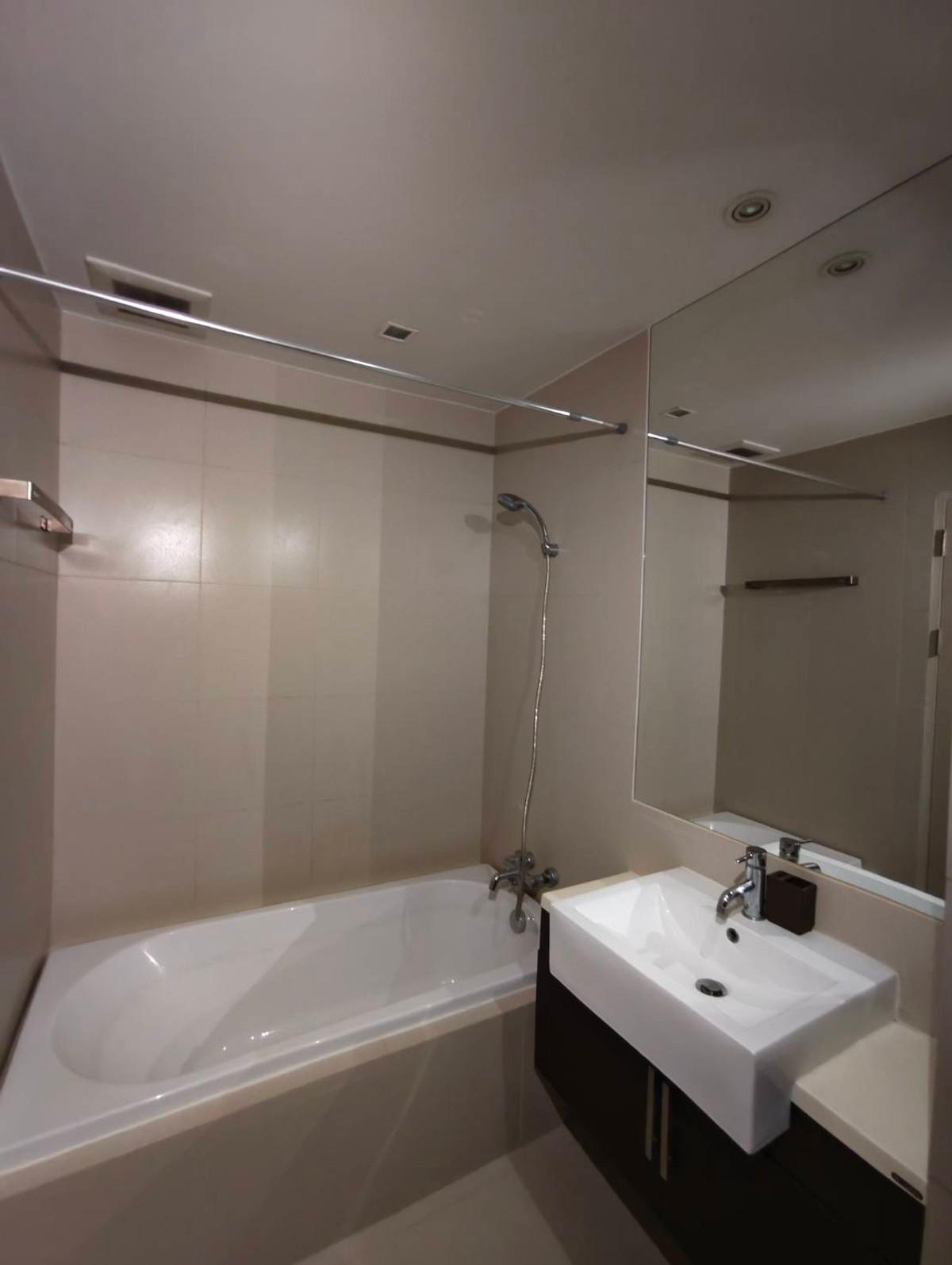 For SaleCondoSukhumvit, Asoke, Thonglor : ขายคอนโด Noble Solo ทองหล่อ สตูดิโอ 35 ตร.ม.ใกล้ BTS ทองหล่อ