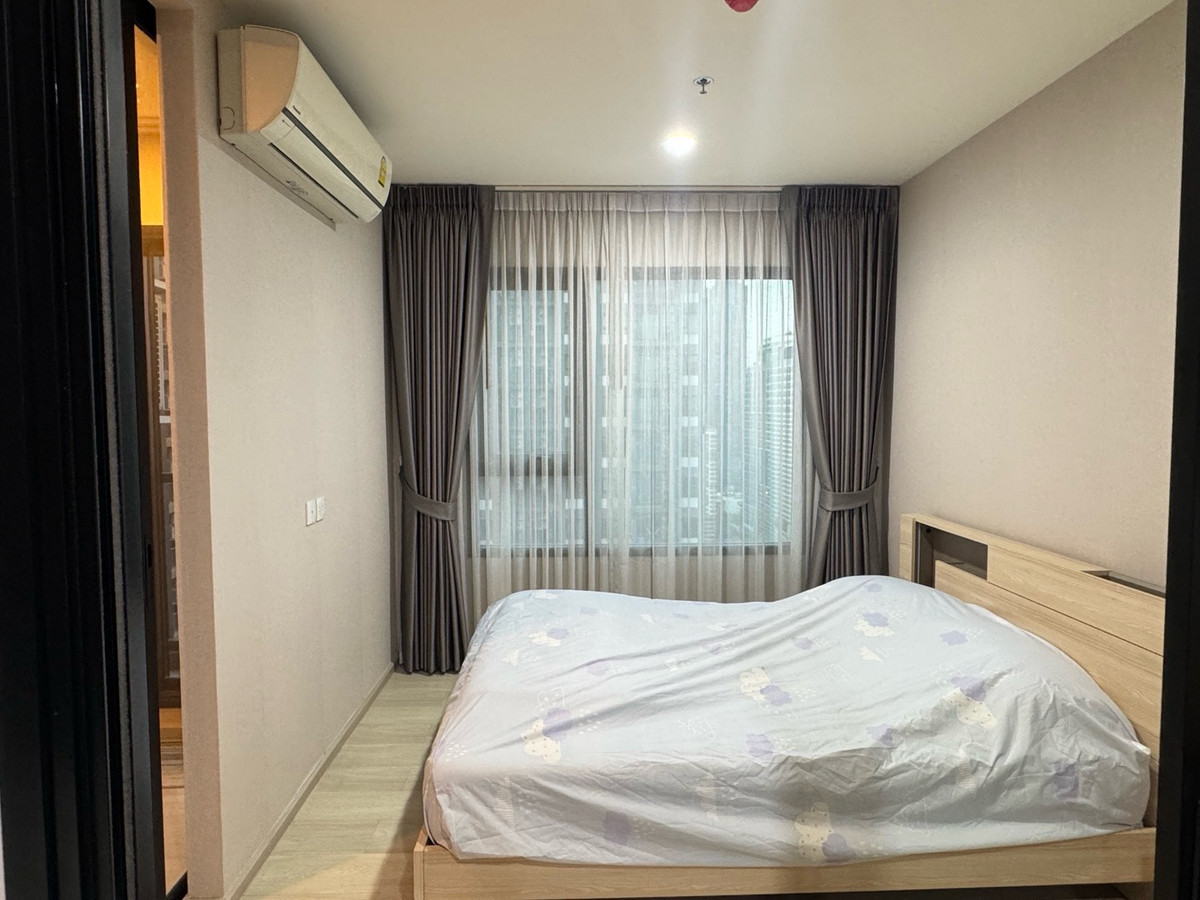 For RentCondoRama9, Petchburi, RCA : For rent✨Condo, corner room, high floor: Life Asoke: near MRT Phetchaburi and ARL Makkasan.