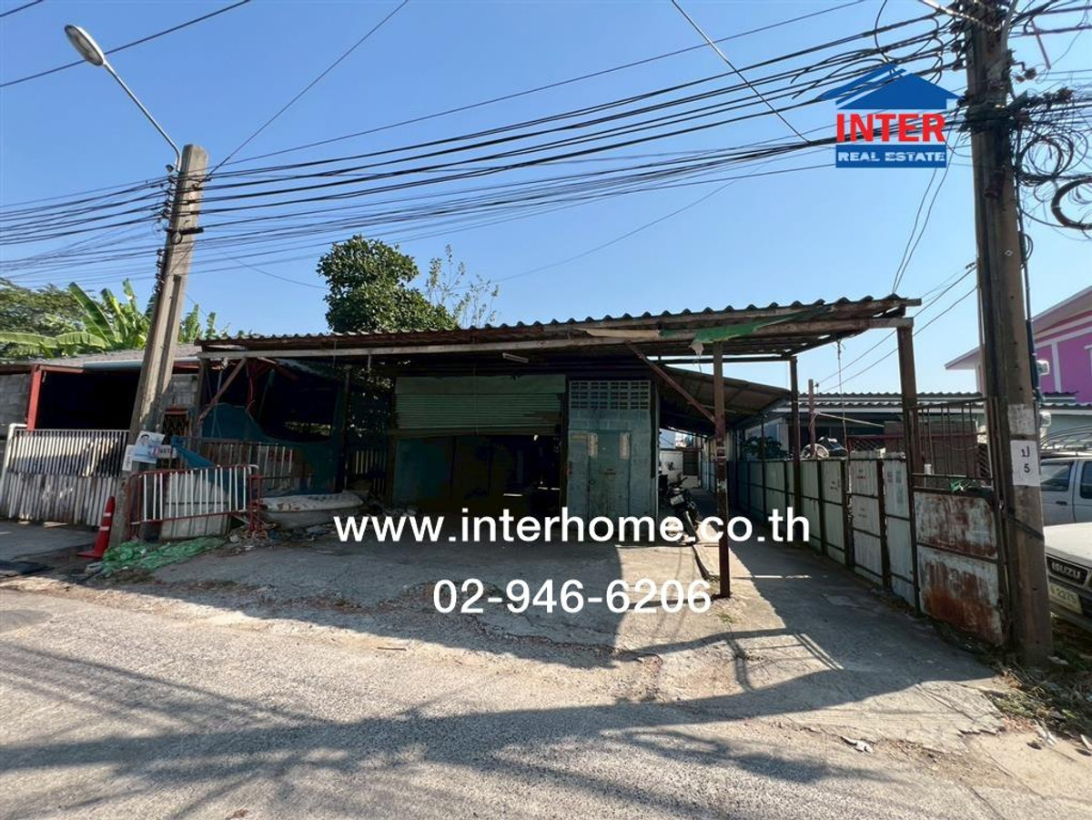 ขายที่ดินสมุทรปราการ สำโรง : ที่ดิน + ห้องเช่า 85 ตร.ว. ที่ดิน + ห้องเช่า ซอยเทศบาลบางปู91 ถนนสุขุมวิท ถนนเทศบาลบางปู91 เมืองสมุทรปราการ สมุทรปราการ