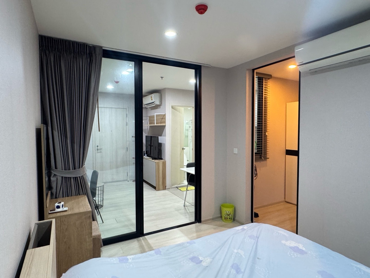 For RentCondoRama9, Petchburi, RCA : For rent✨Condo, corner room, high floor: Life Asoke: near MRT Phetchaburi and ARL Makkasan.