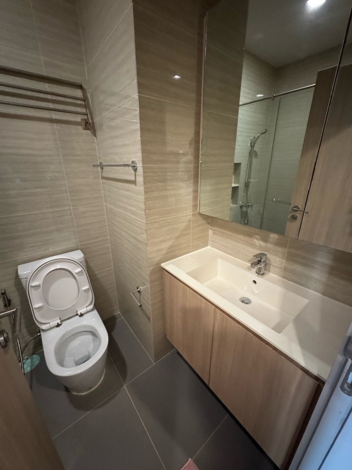 ให้เช่าคอนโดสะพานควาย จตุจักร : ให้เช่า M Jatujak ราคา 16,000 บาท พร้อมอยู่ติดต่อ 0869017364